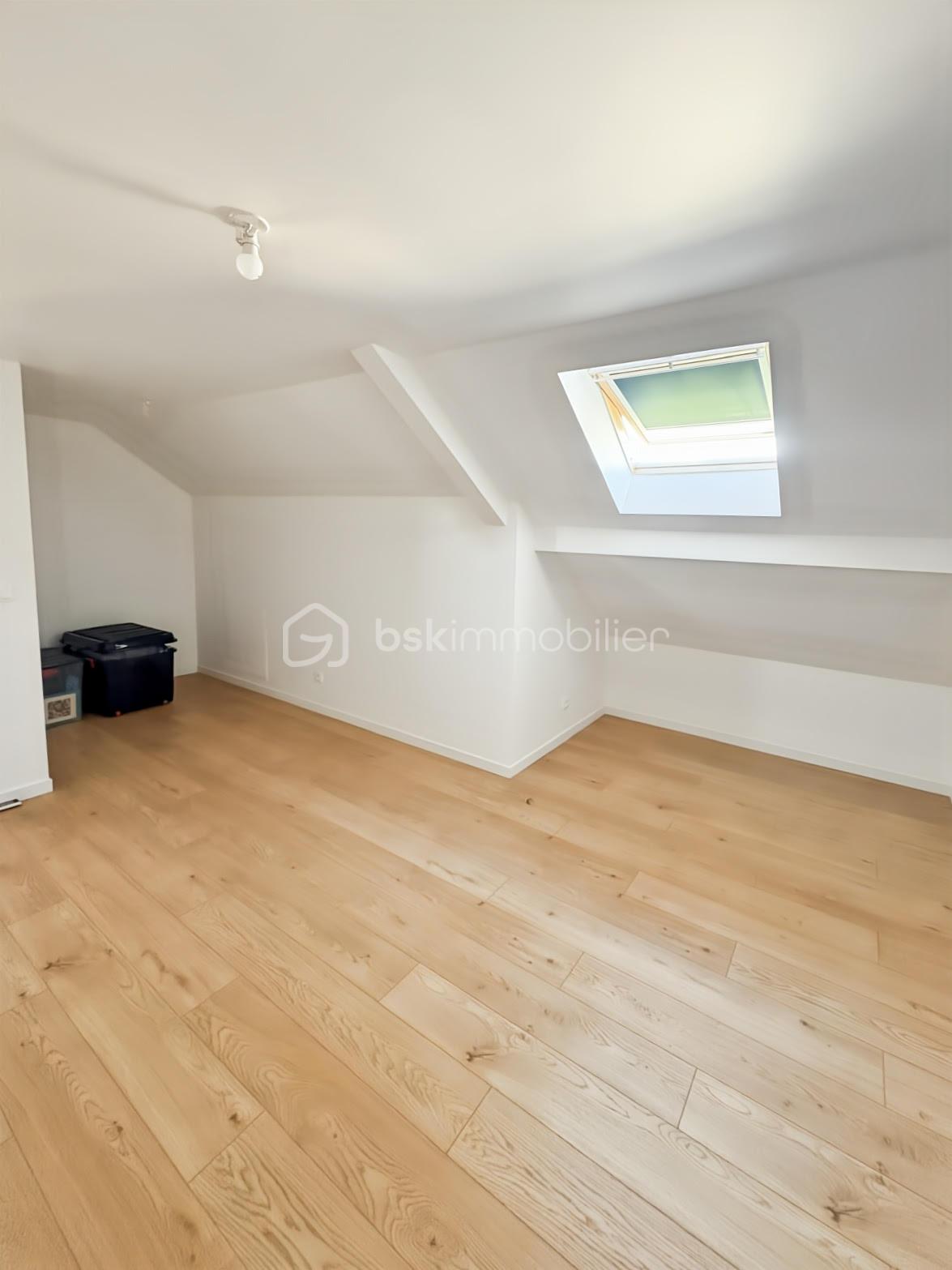 Maison de 155 m² - chambre 2.jpg