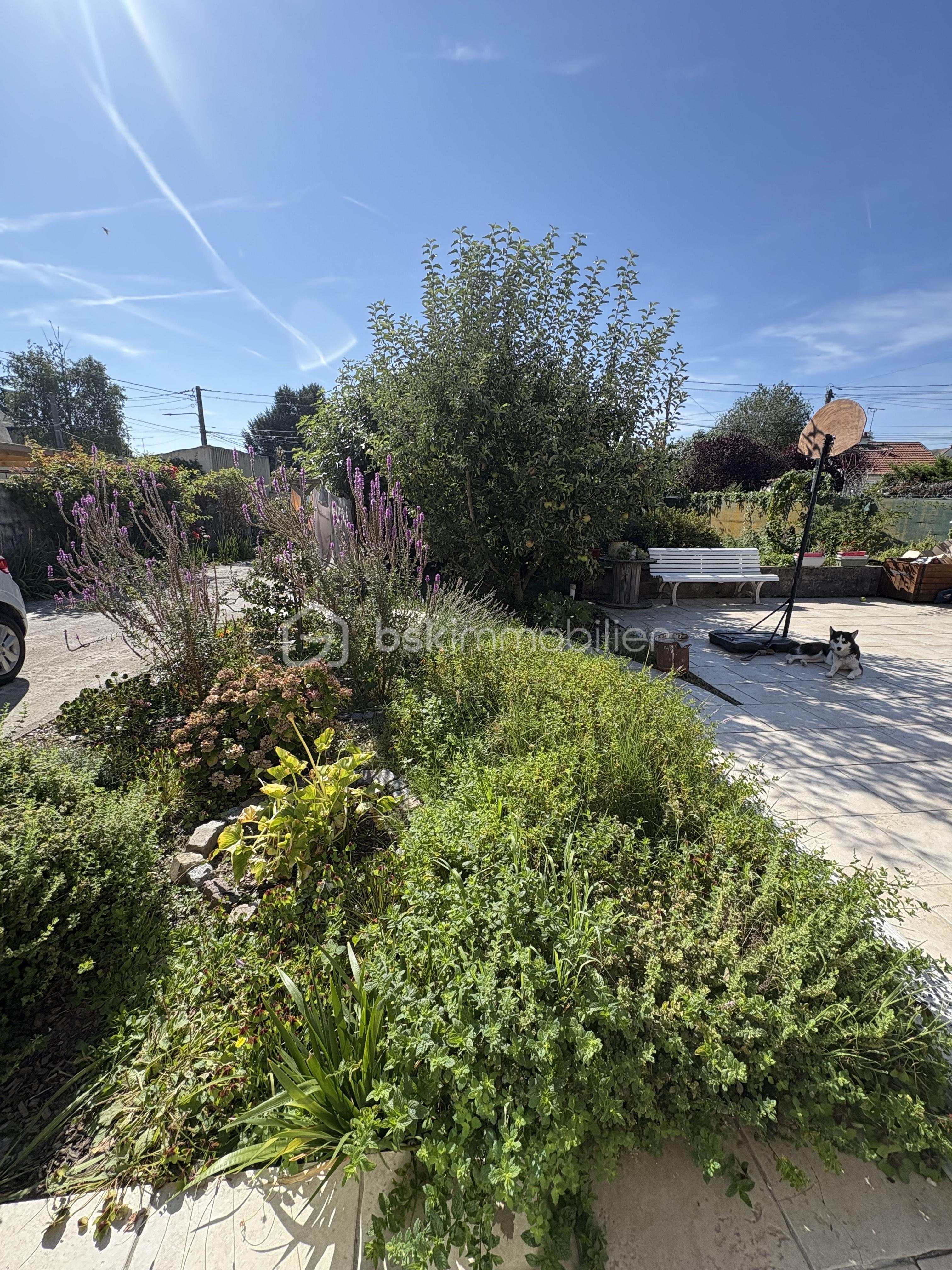 Maison de 155 m² - jardin.jpeg