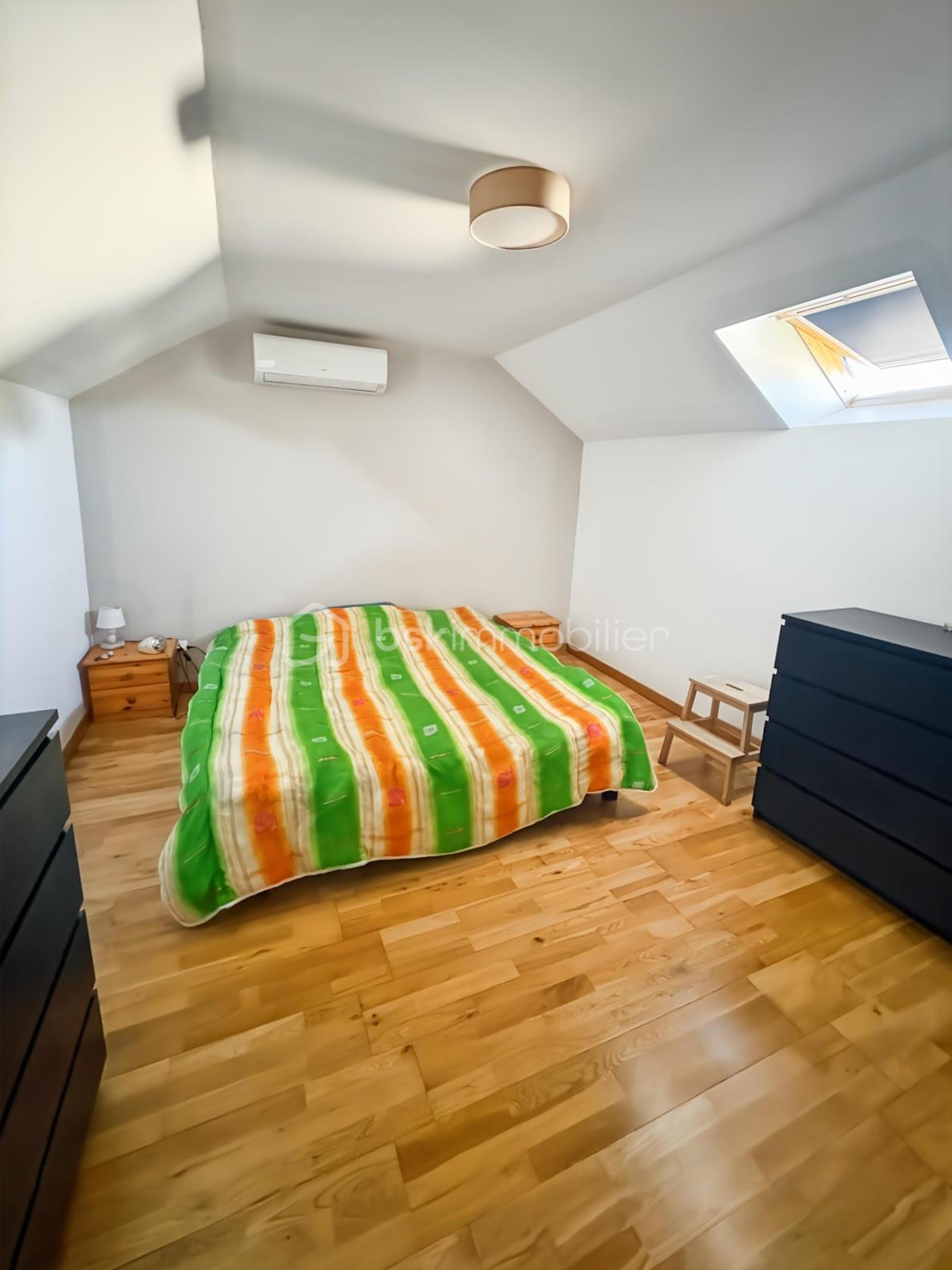Maison de 155 m² - chambre.jpg