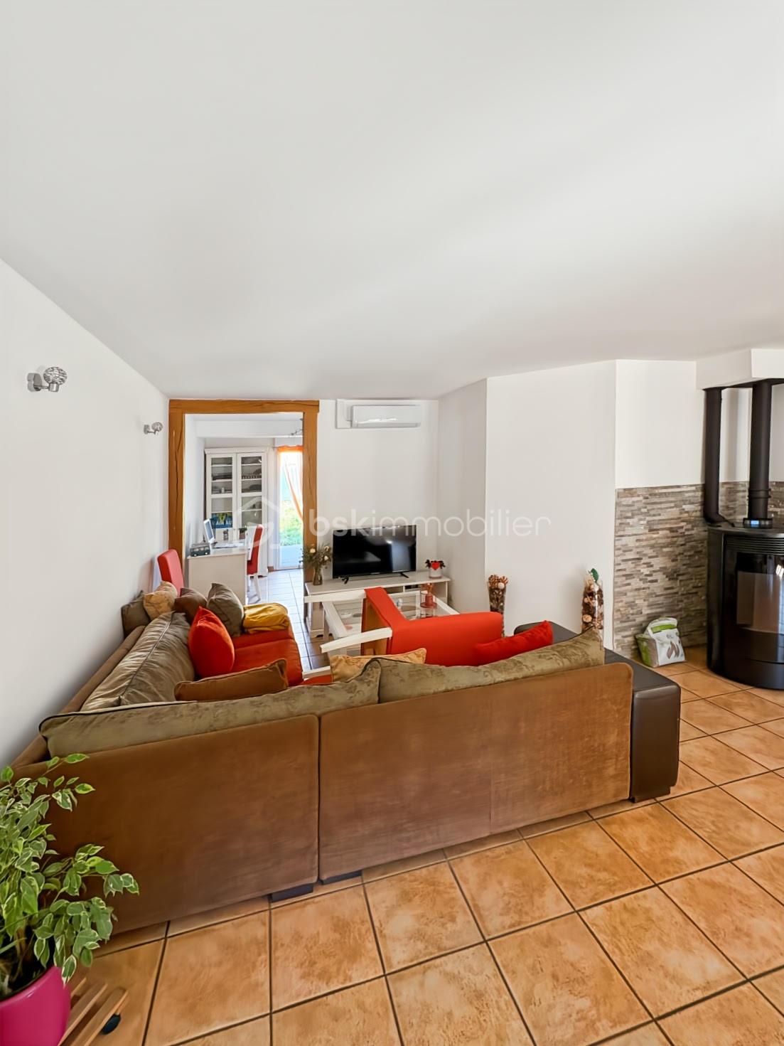 Maison de 155 m² - salon.jpg