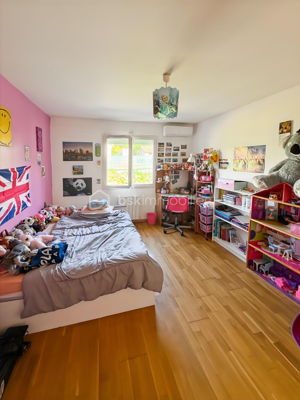 Maison de 155 m² - chambre 4.jpg