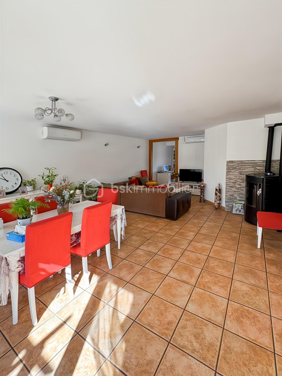 Maison de 155 m² - salon 2.jpg