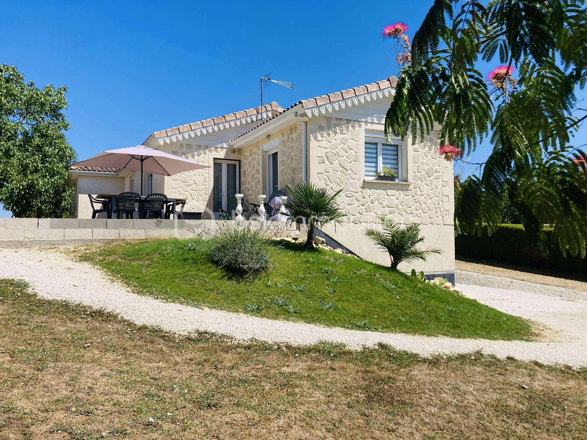 Pavillon de 225 m² - 533243939_1127987782573650_4158637640211121259_n.jpg