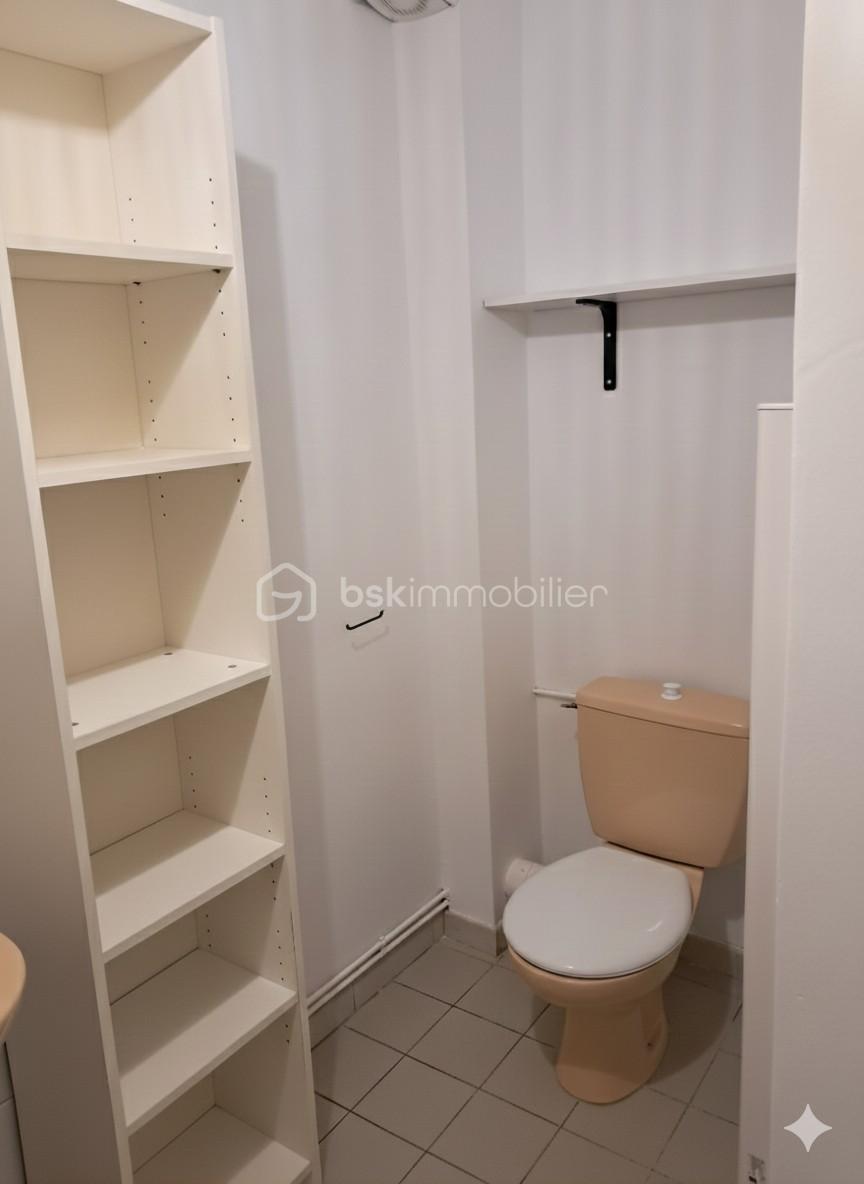 Immeuble mixte de 102 m² - thumbnail_1765781856395.jpg