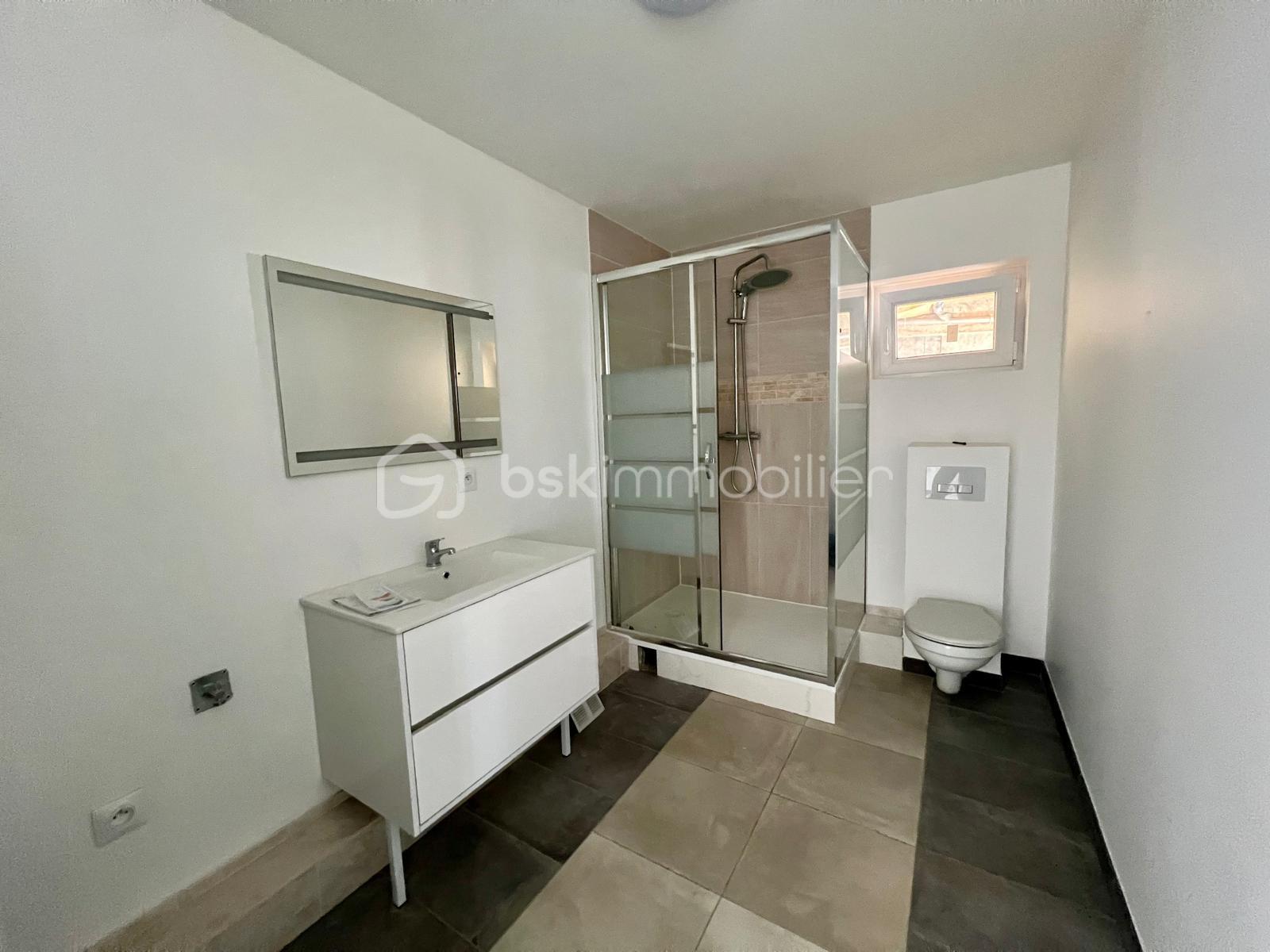Maison de 101 m² - IMG-20250725-WA0008.jpg
