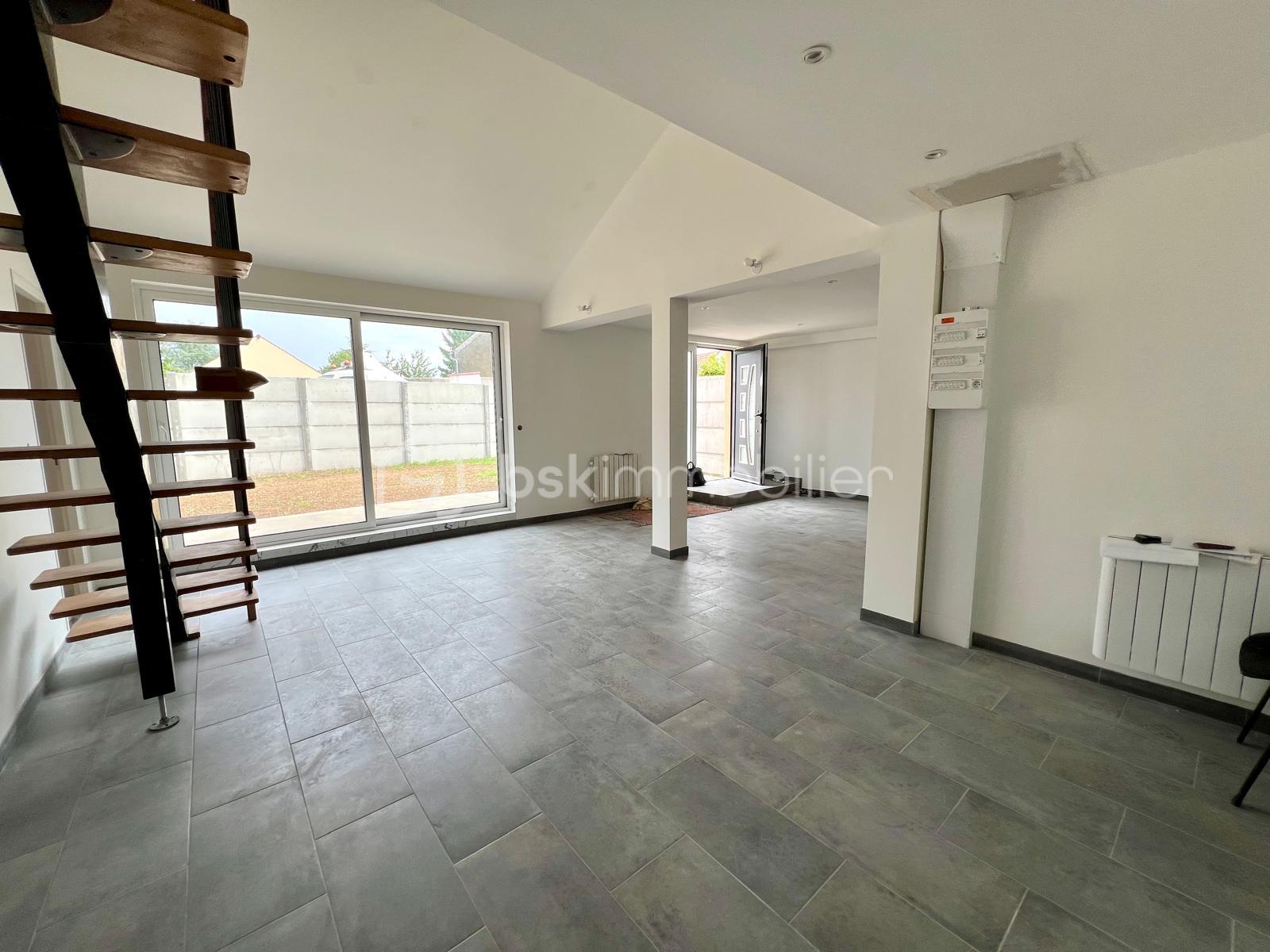 Maison de 101 m² - IMG-20250725-WA0007.jpg