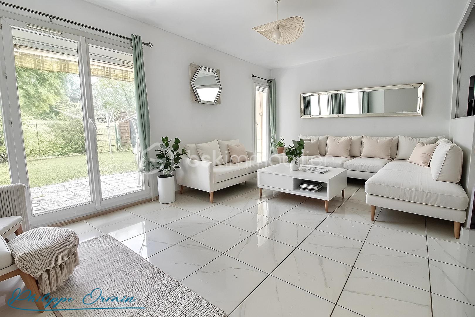 Maison de 94,10 m² - hoqi-4e4bcc6d3f354623ab455a993a9a1d7a.jpg