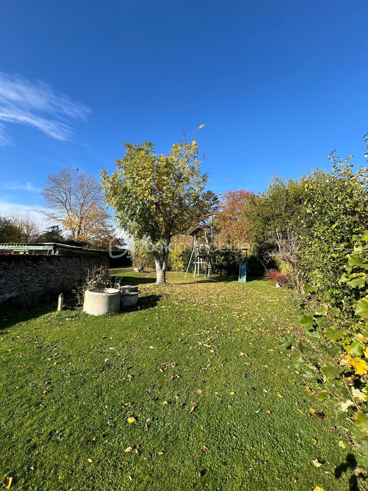 Maison de 100 m² - WhatsApp Image 2025-11-06 à 14.15.25_93bb65fe.jpg