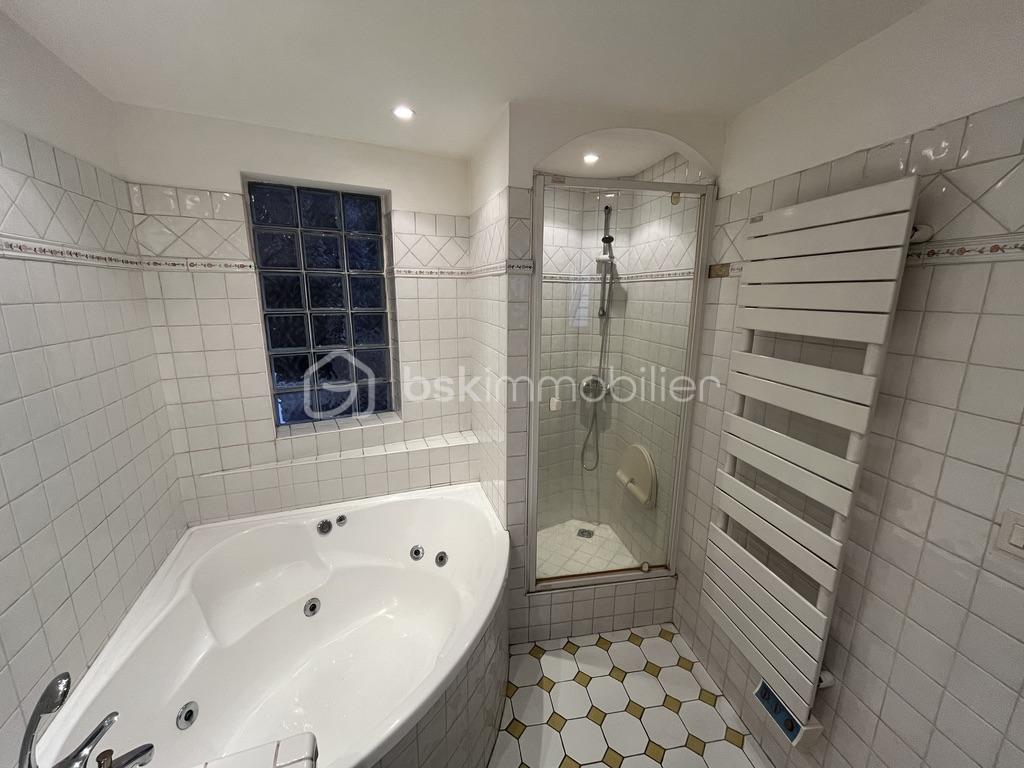 Appartement de 81 m² - UNADJUSTEDNONRAW_thumb_2ac6.jpg