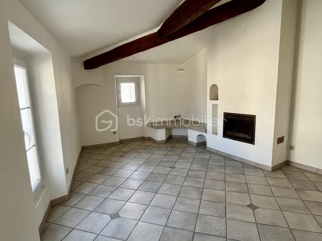 Appartement de 81 m² - m%4LQgXzQRm10jBySPj37A_thumb_2acf.jpg