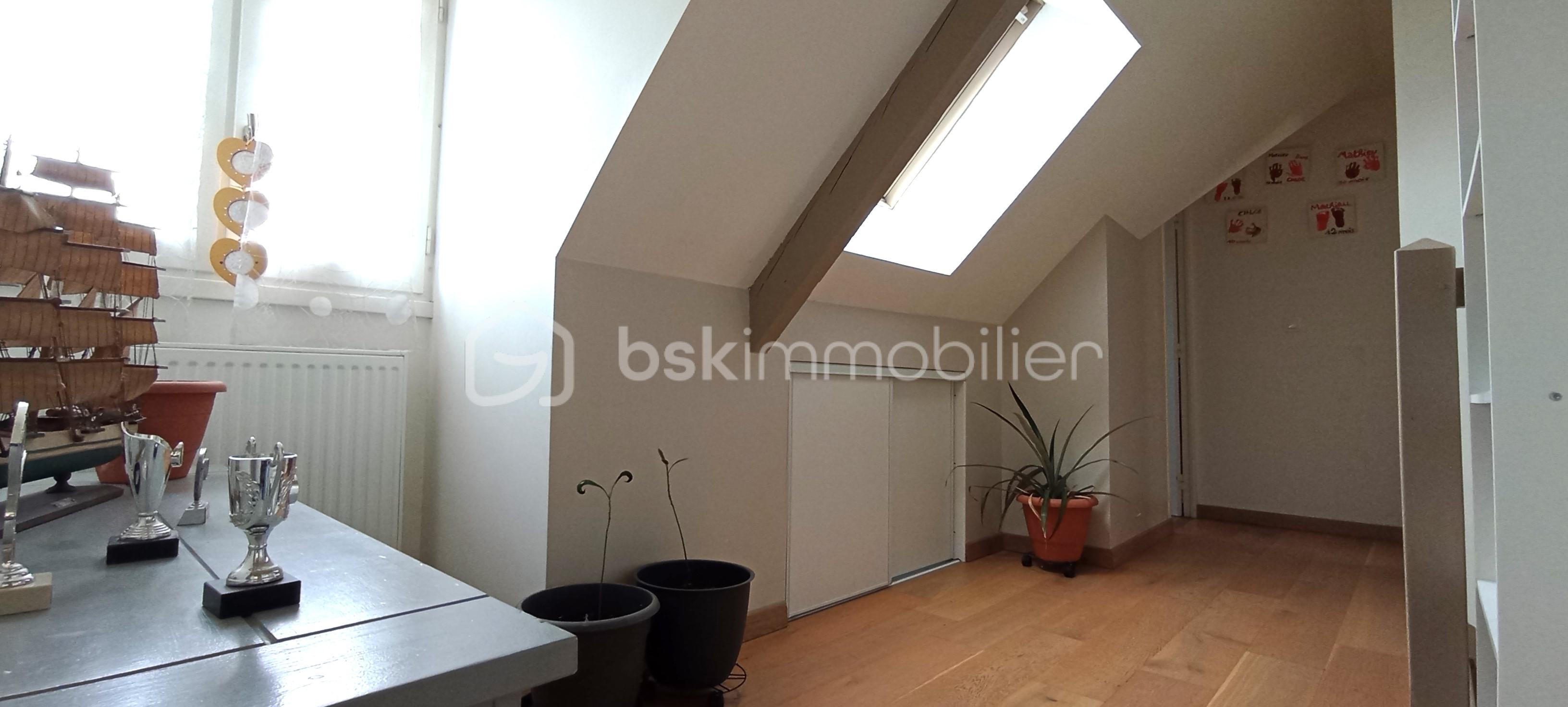 Maison de 120 m² - palier étage.jpg