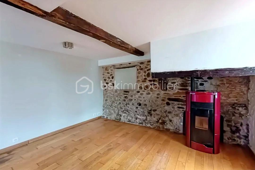 Maison de 110 m² - hoqi-8d1a3089add341fb85e400419e4c039e.jpg