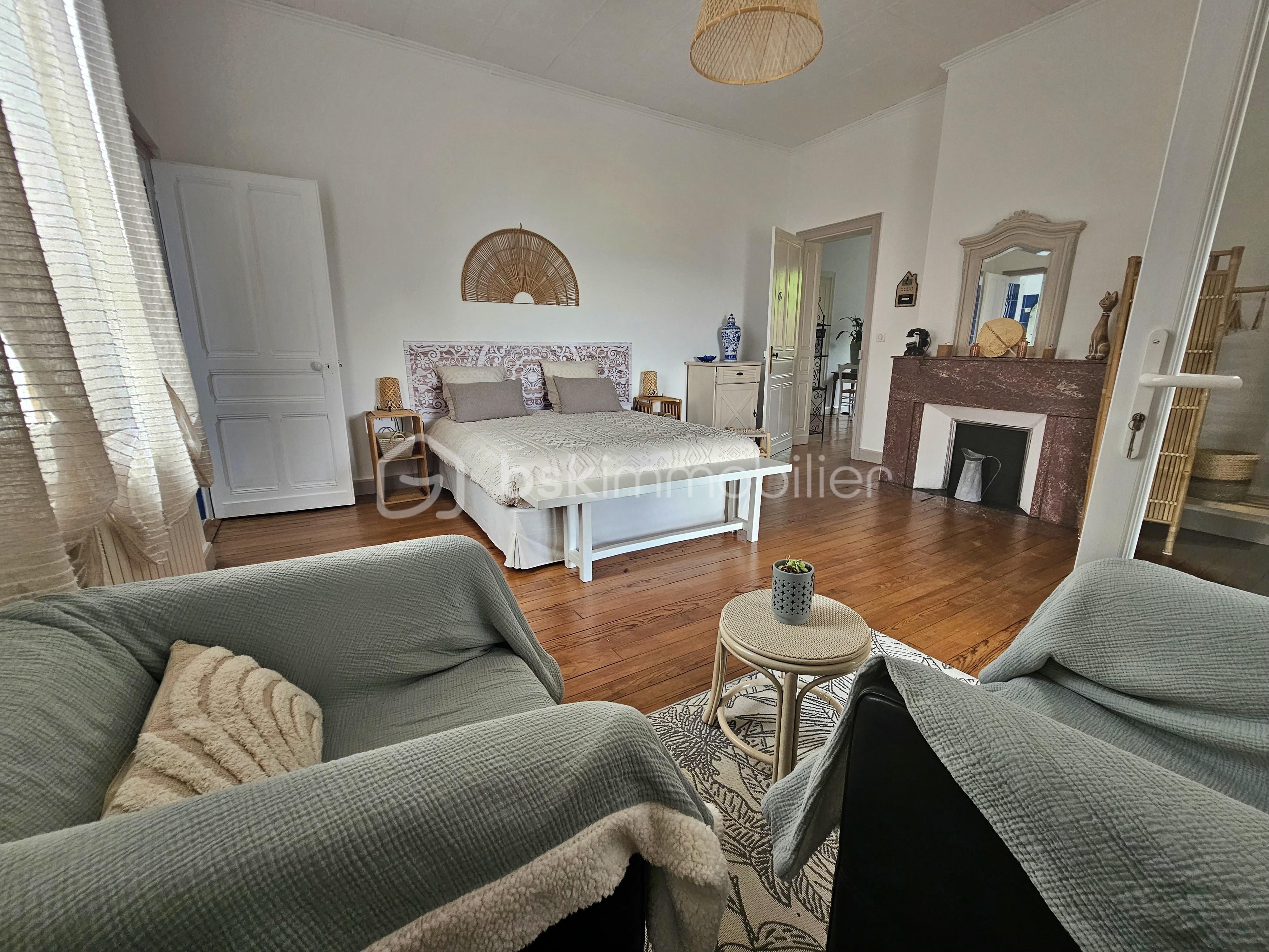 Maison d hote de 265 m² - ORCHIDEE 2.jpg