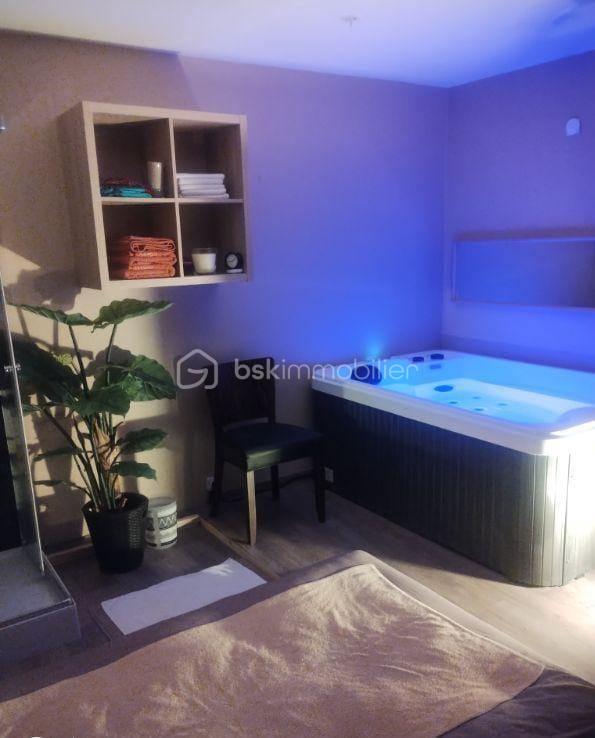 Immeuble de 128,04 m² - PHOTO-2025-10-28-11-33-13 2.jpg