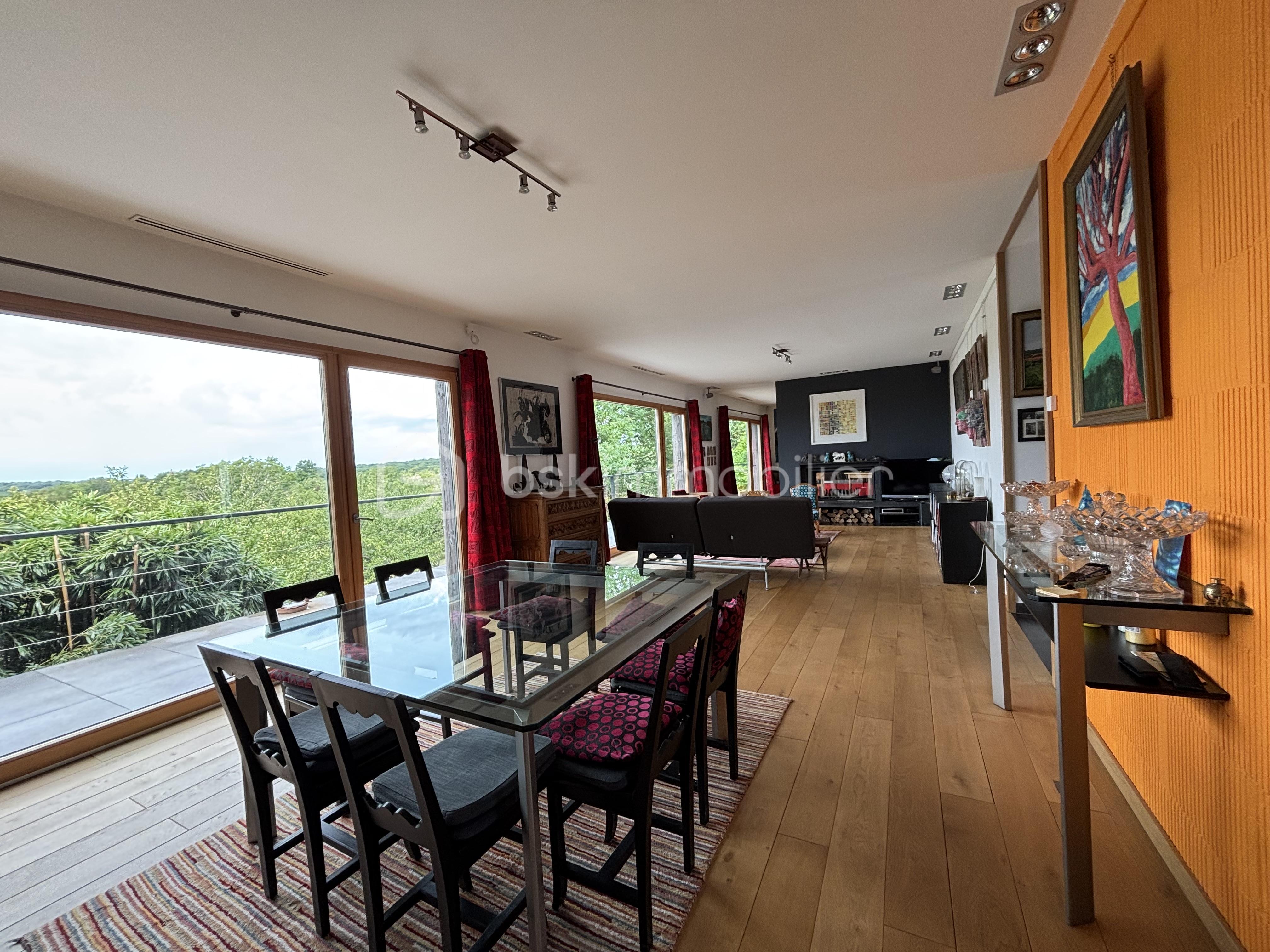 11-Salle à Manger - direction Salon OUEST.jpeg