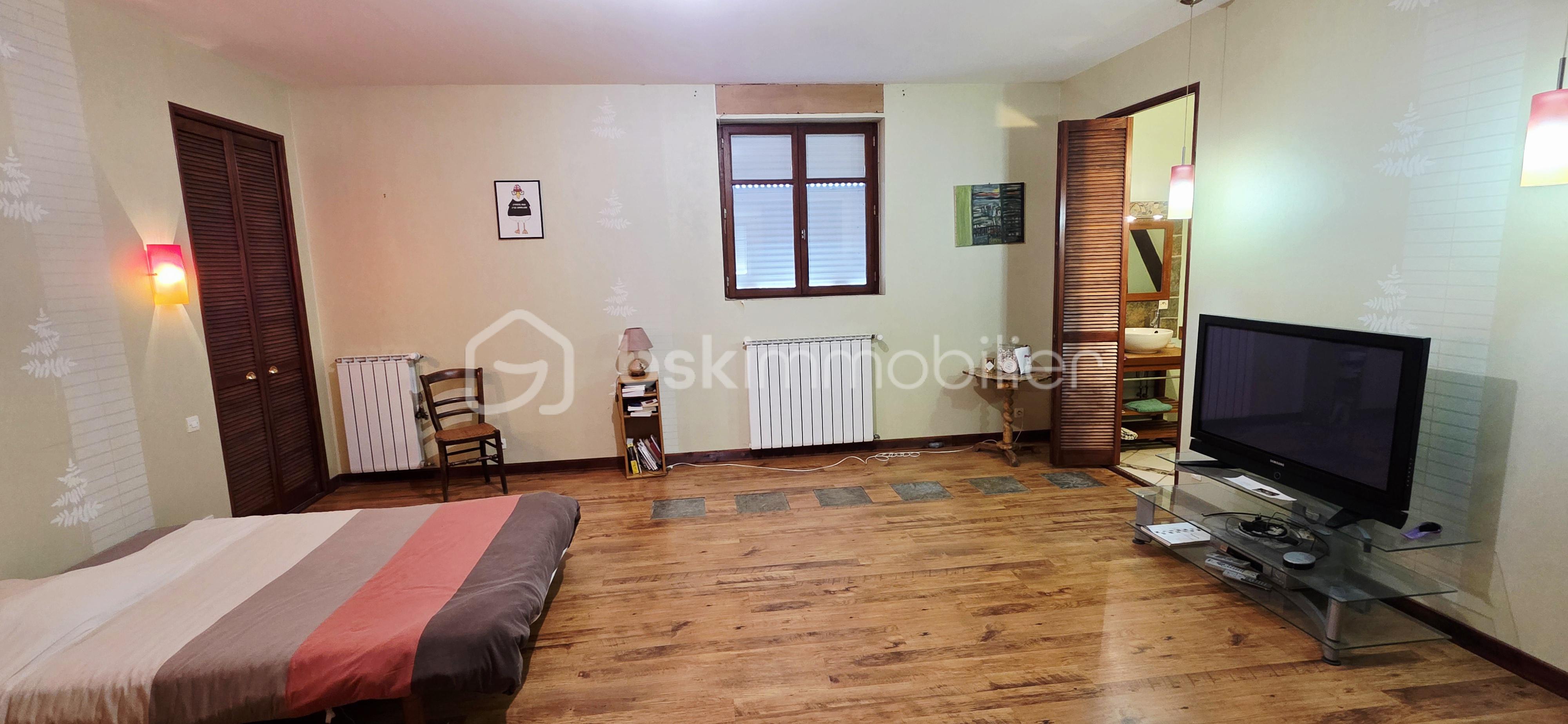 Maison de 353 m² - 20251008_150810.jpg
