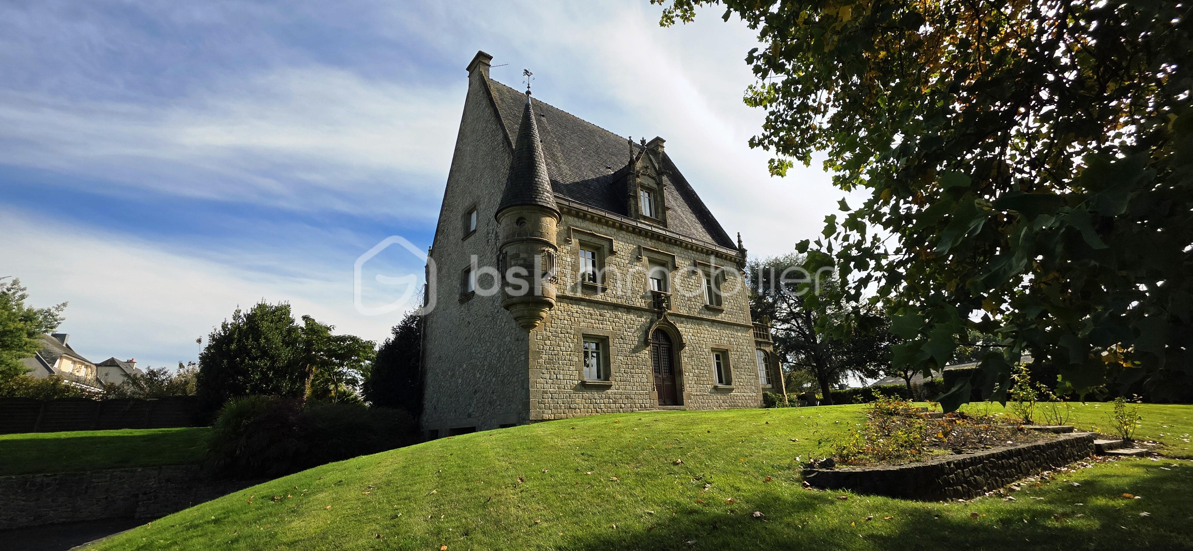 Maison de 353 m² - 20251008_153837.jpg