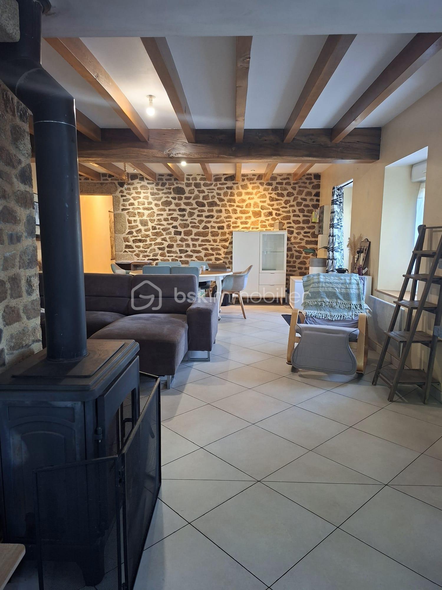 Maison en pierre de 74 m² - salo.jpg