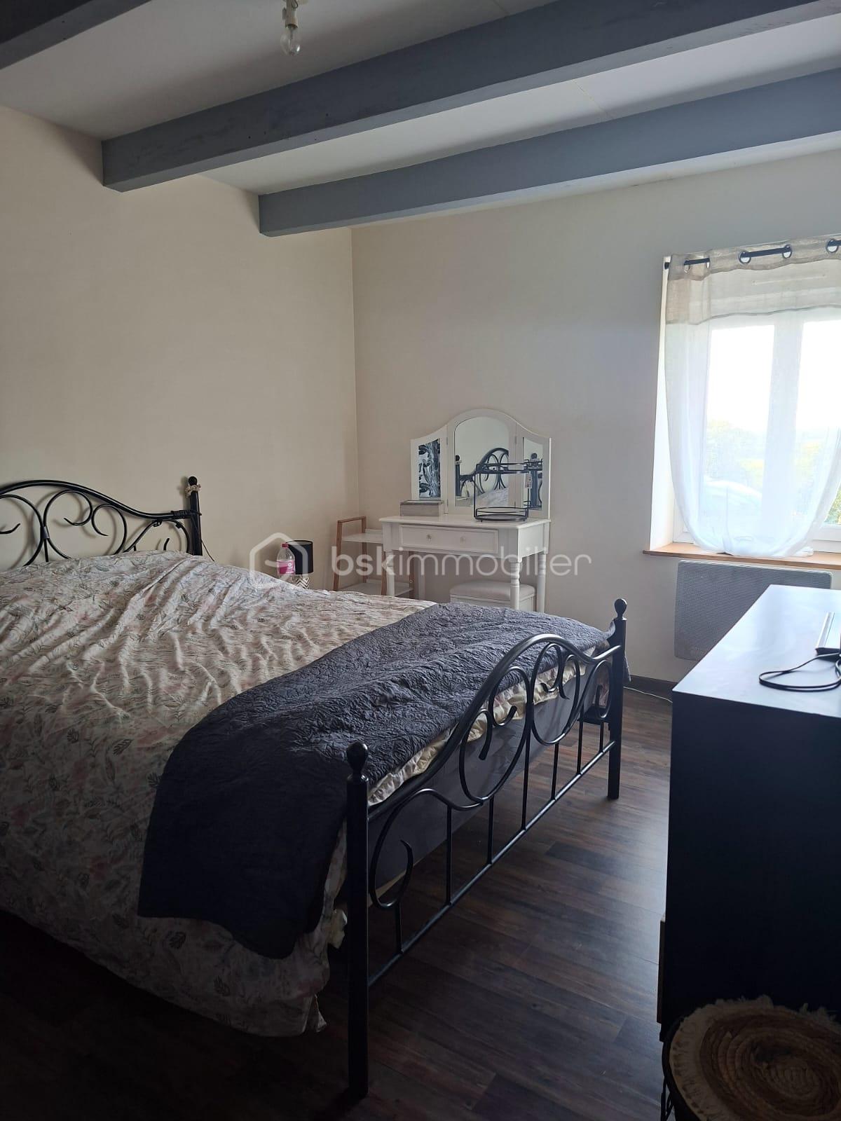 Maison en pierre de 74 m² - WhatsApp Image 2025-09-19 à 12.11.50_c4a71164.jpg