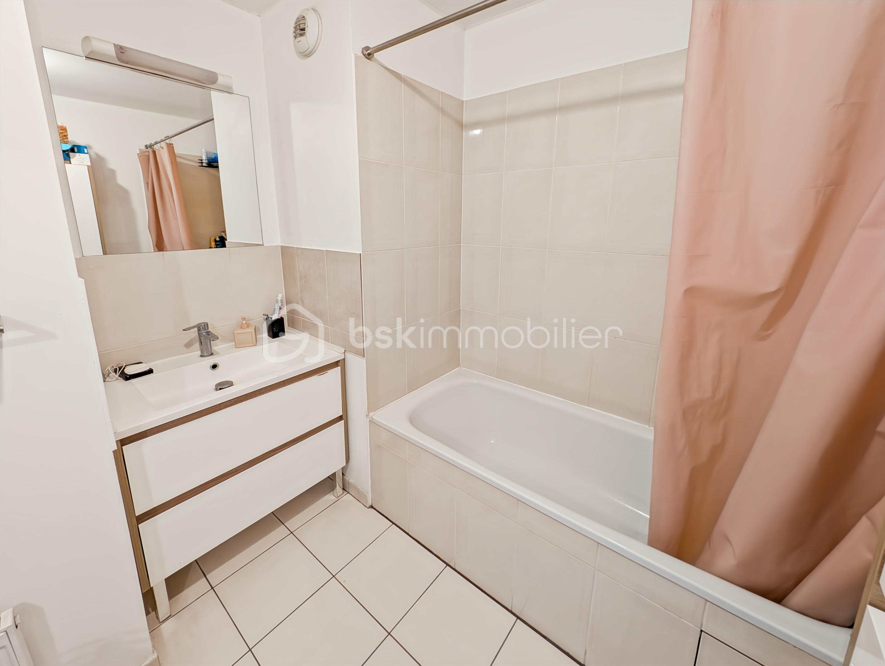 Appartement de 64 m² - 6129bd6d-6db5-40e4-9156-e70c84a43018.jpg