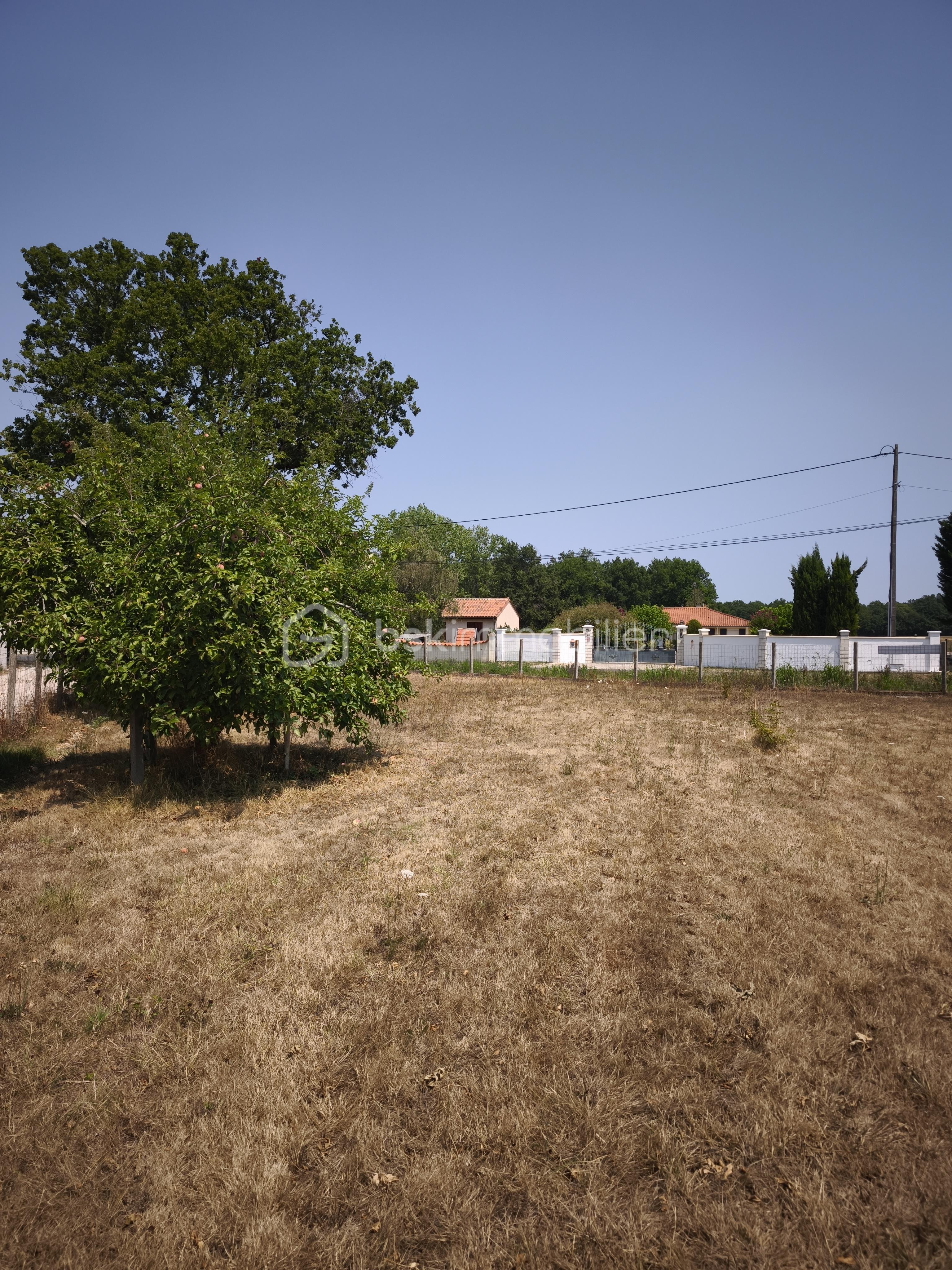 Terrain 955 m² · à Gours · 955 m² · 55 000 €