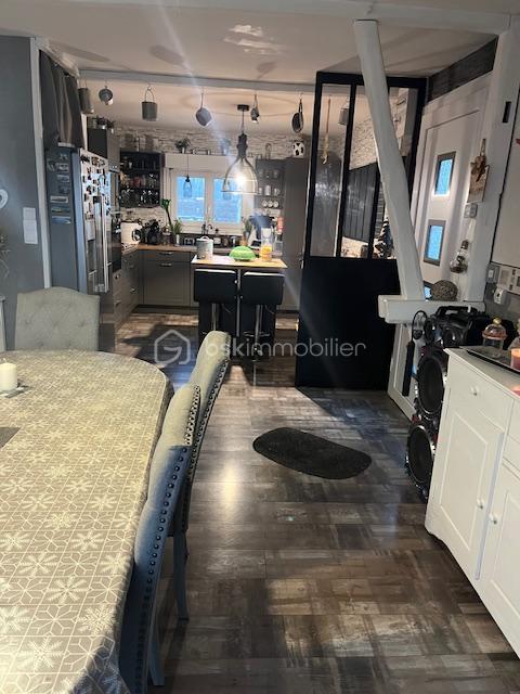 Pavillon de 132 m² - salle cuisine 1.jpg