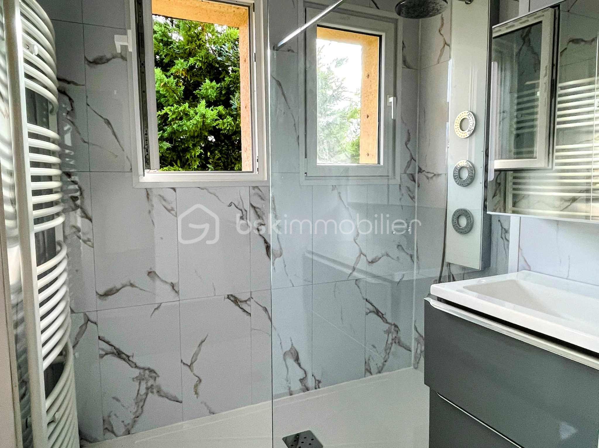 Maison traditionnelle de 170 m² - sde2.jpg