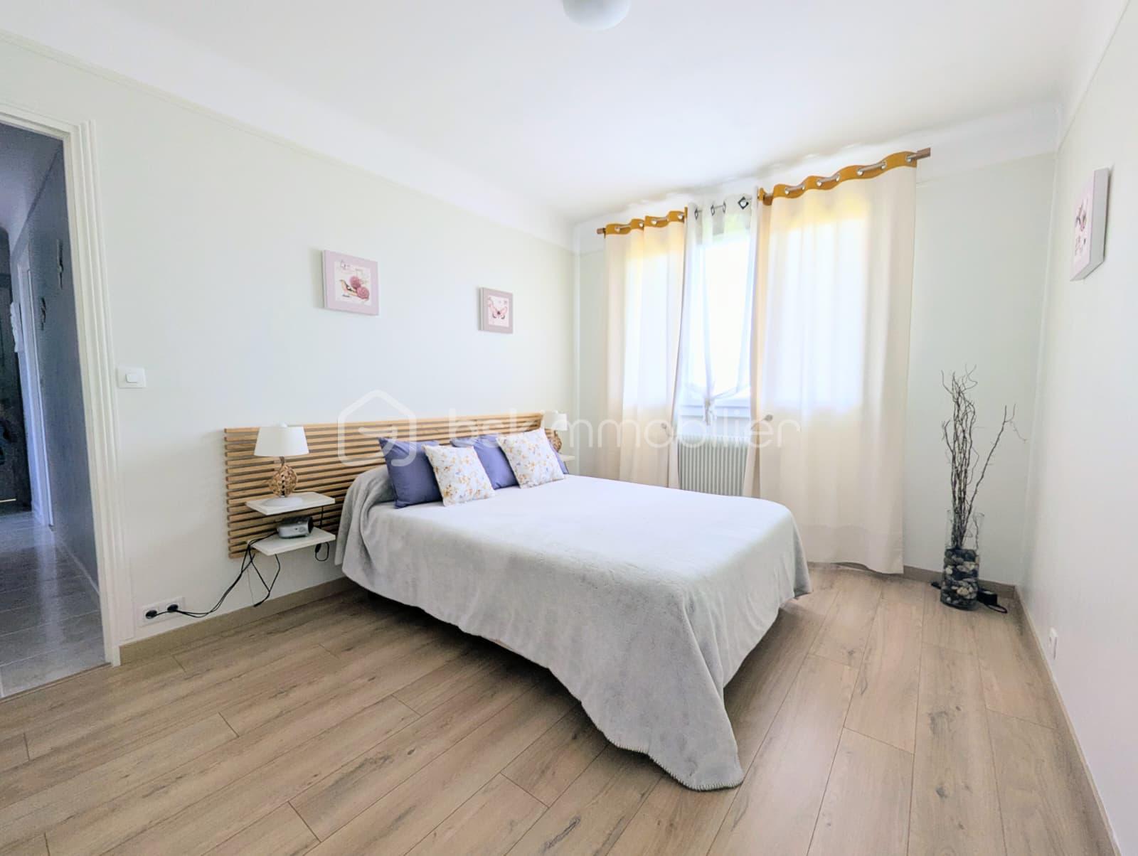 chambre parentale grand volume.jpeg