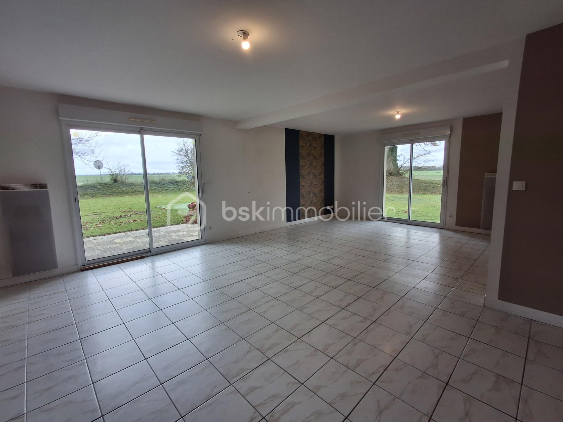 Maison de 114 m² - espace de vie depuis cuisine paysage.jpg