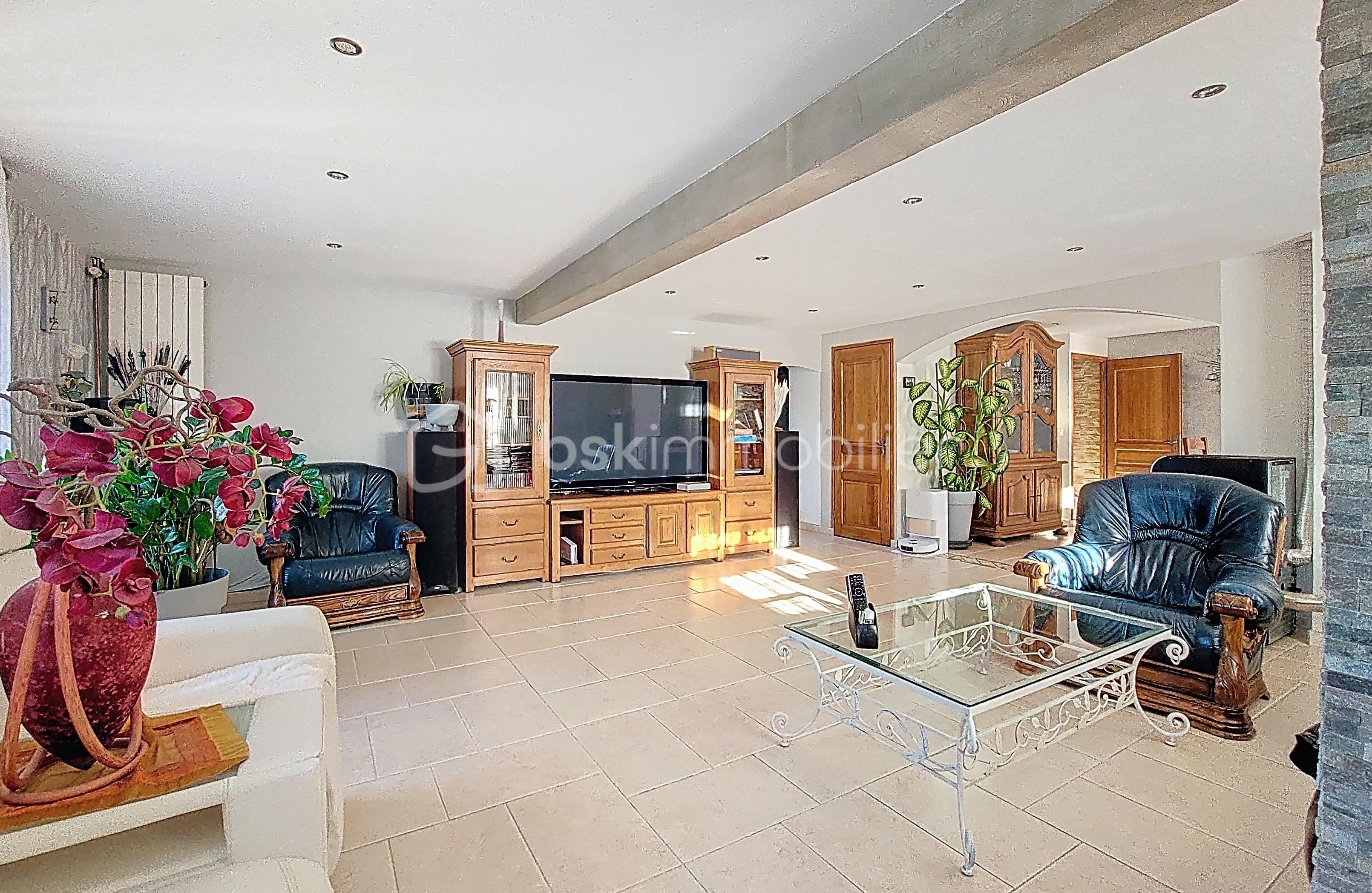 Maison en pierre de 149 m² - salon 12.jpg