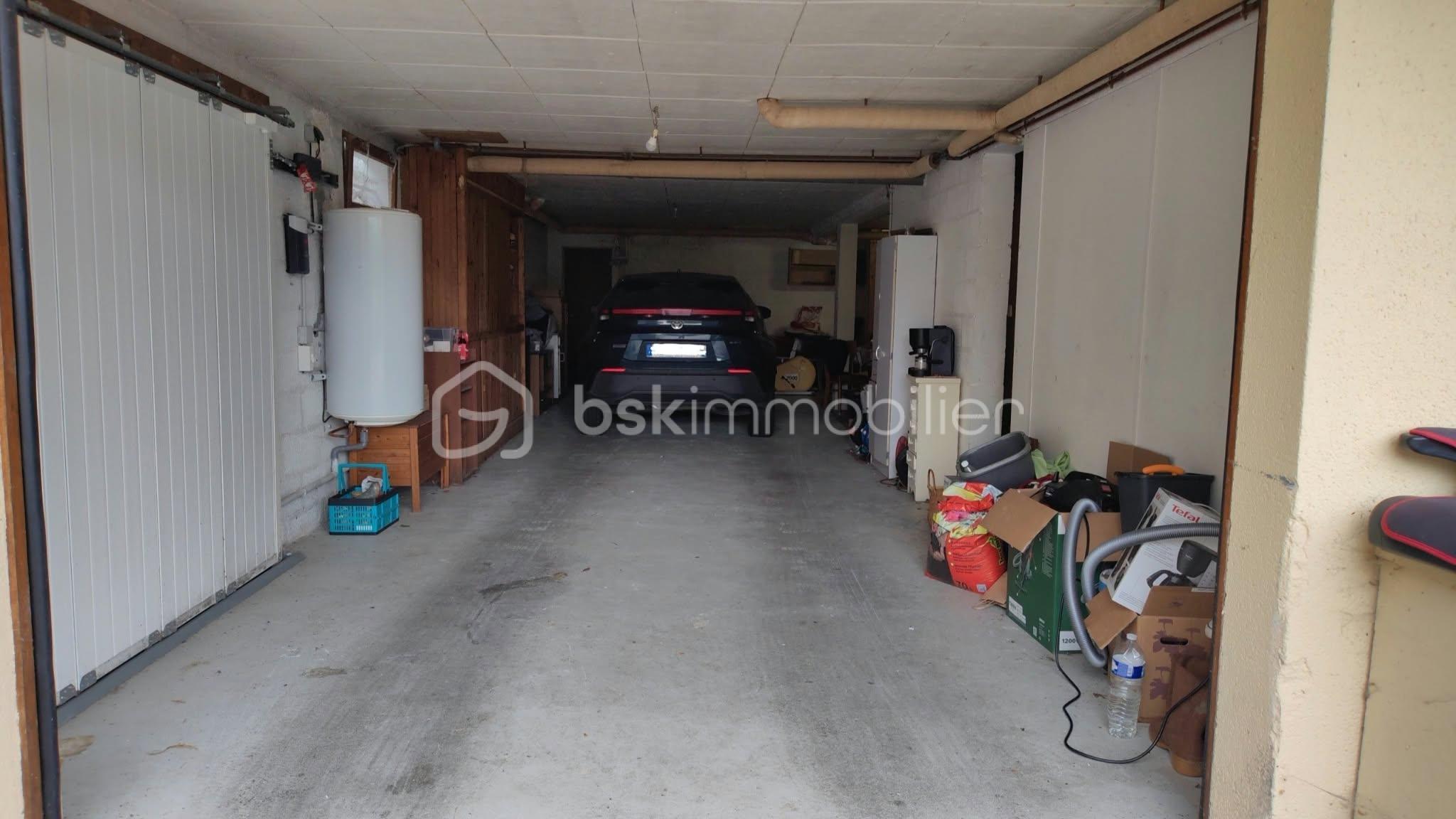GARAGE.jpg