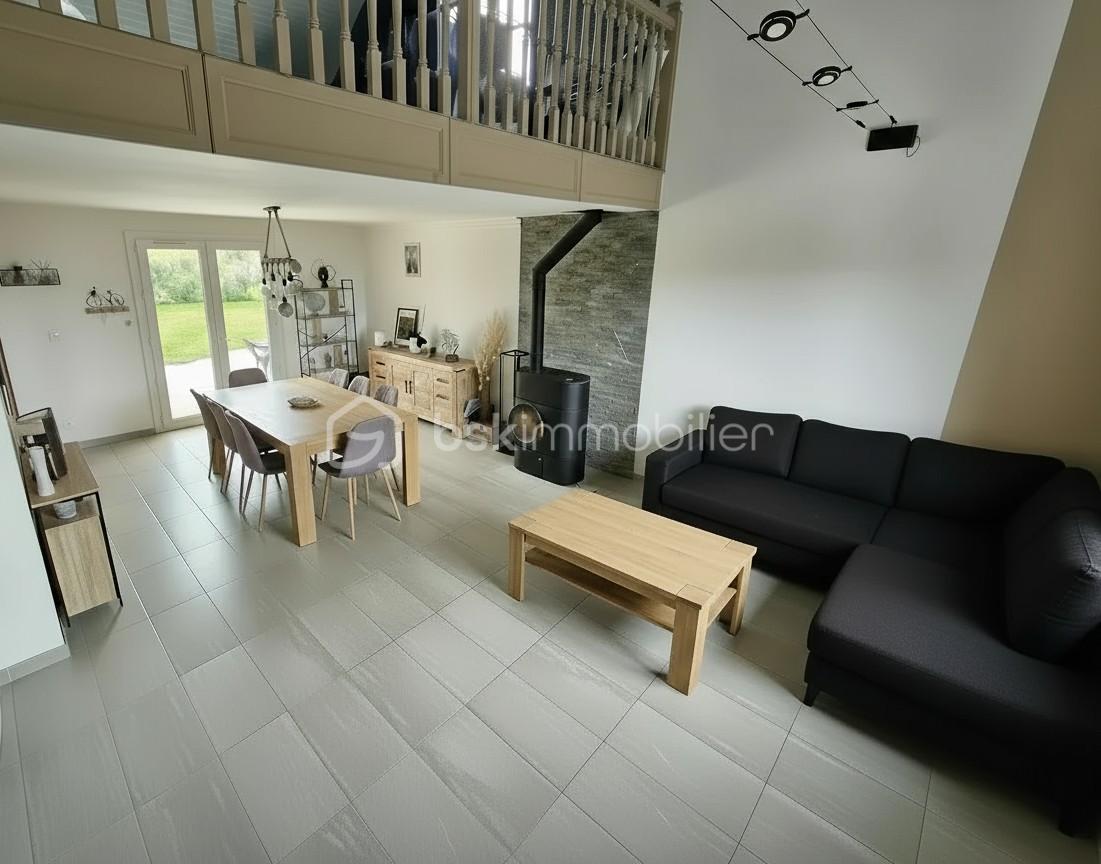 Maison traditionnelle de 159,60 m² - generated pdv.jpg