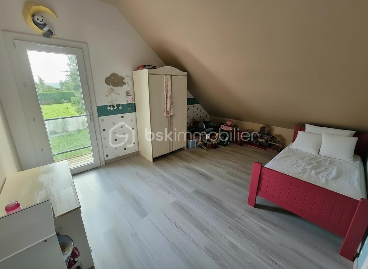 Maison traditionnelle de 159,60 m² - generated_ch3.jpg