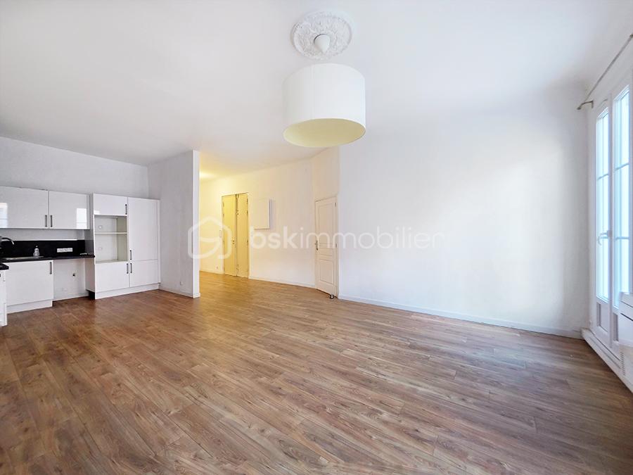 Appartement de 99 m² - salon44web.jpg