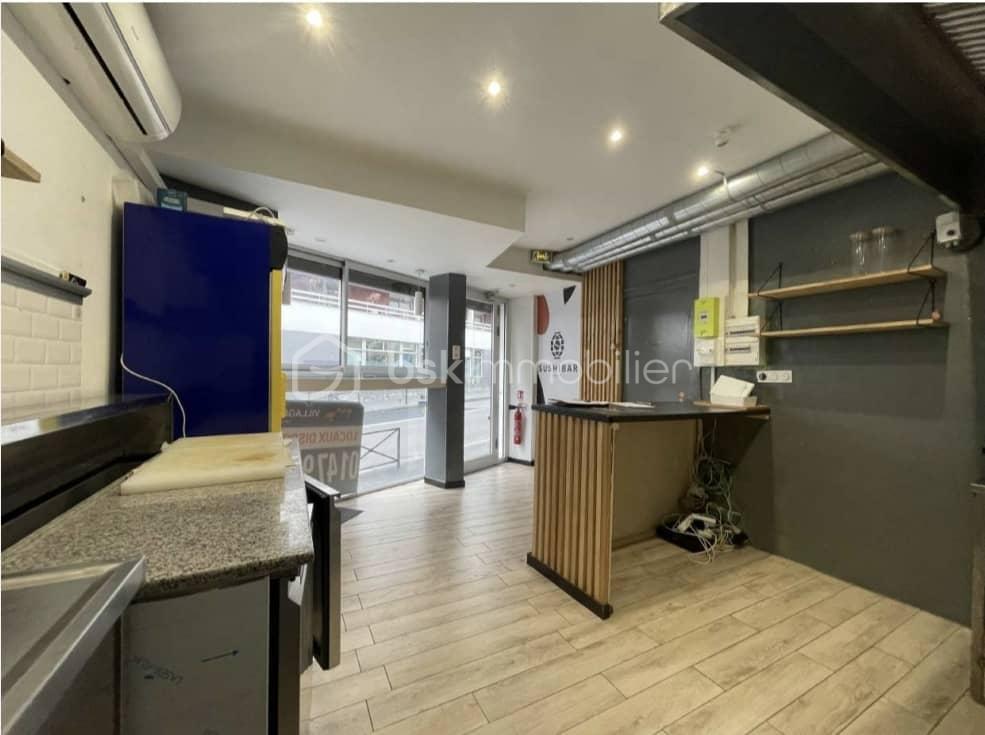 Local commercial de 21 m² - PHOTO-2025-10-06-16-58-06.jpg