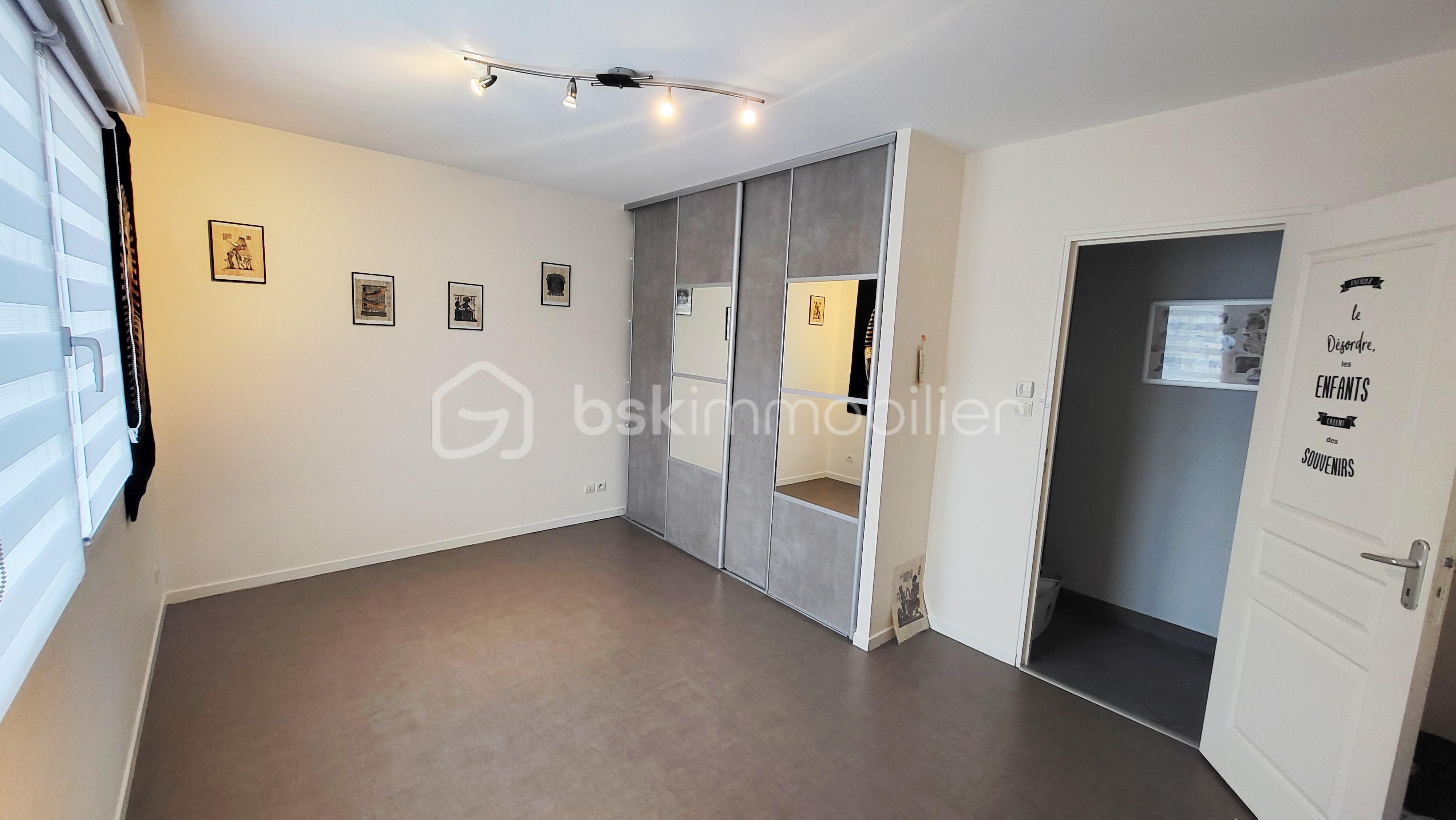 Maison traditionnelle de 220 m² - 20251110_140332.jpg