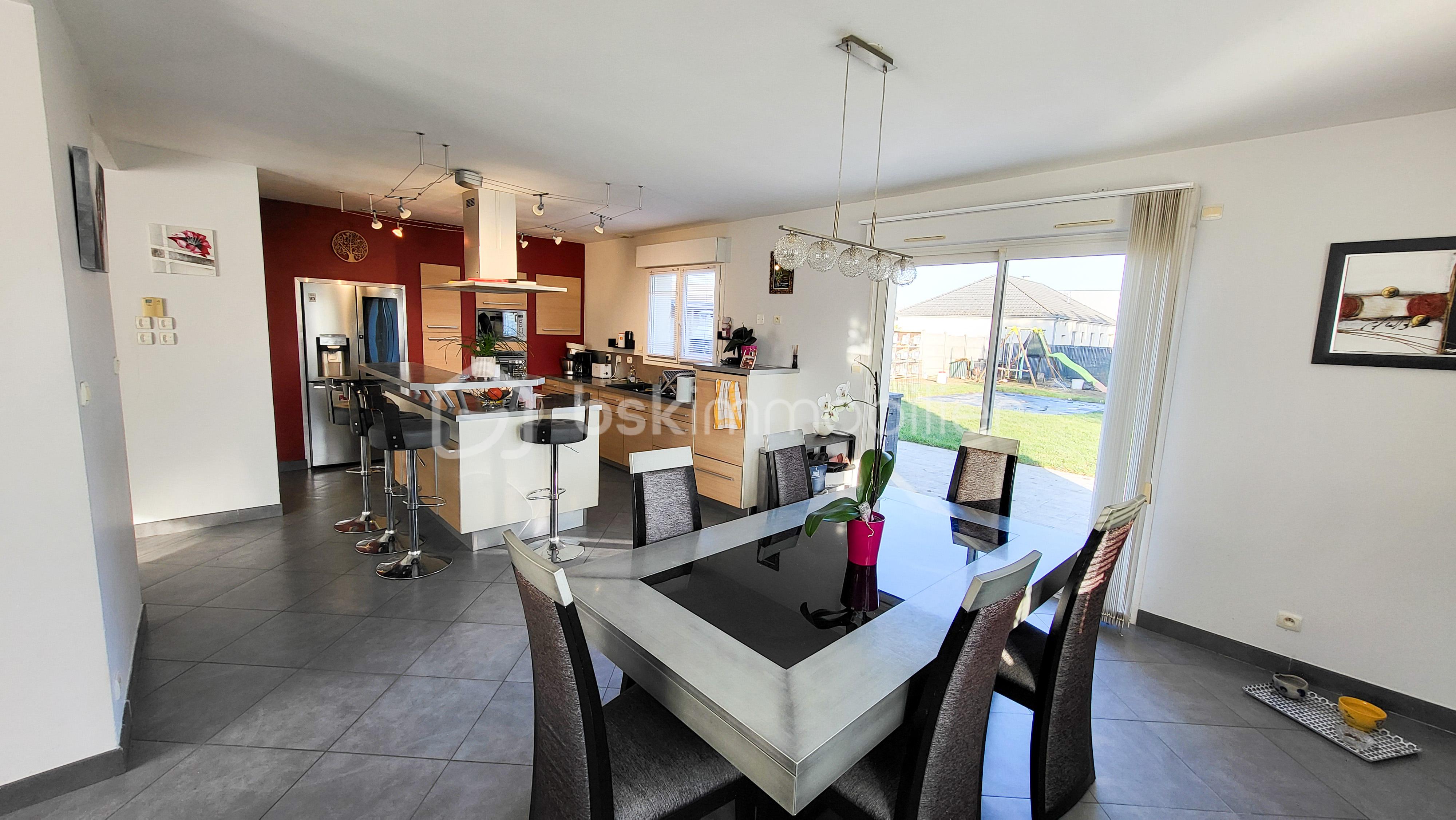 Maison traditionnelle de 220 m² - 20260118_112003.jpg