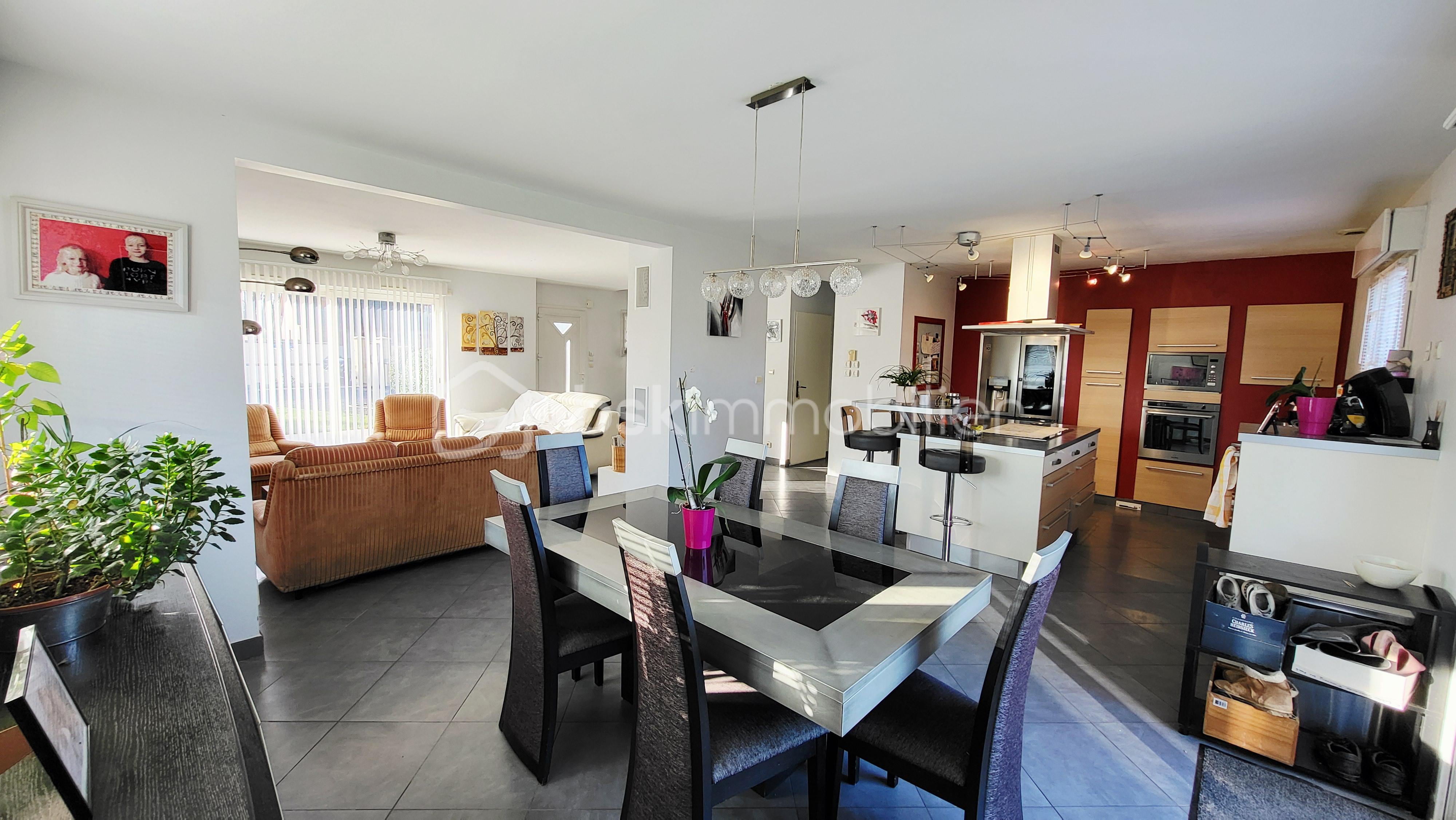 Maison traditionnelle de 220 m² - 20260118_112019.jpg