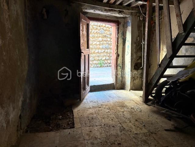 Maison de village de 46 m² - photo piece du bas emilia.jpg