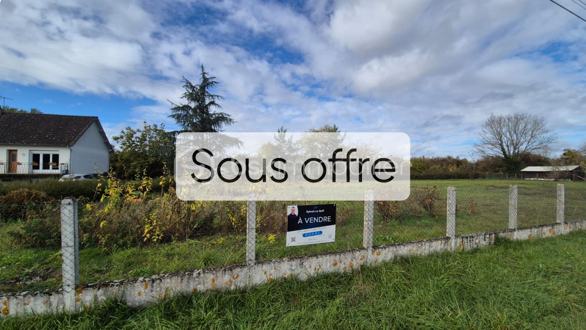 Terrain de 842 m²