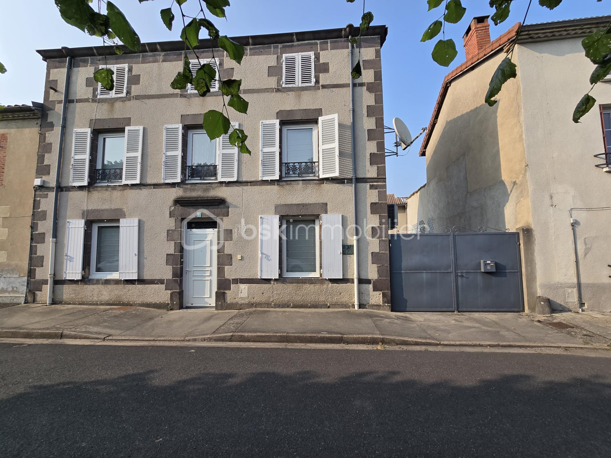 Maison de 120 m² - Photo 001.jpg