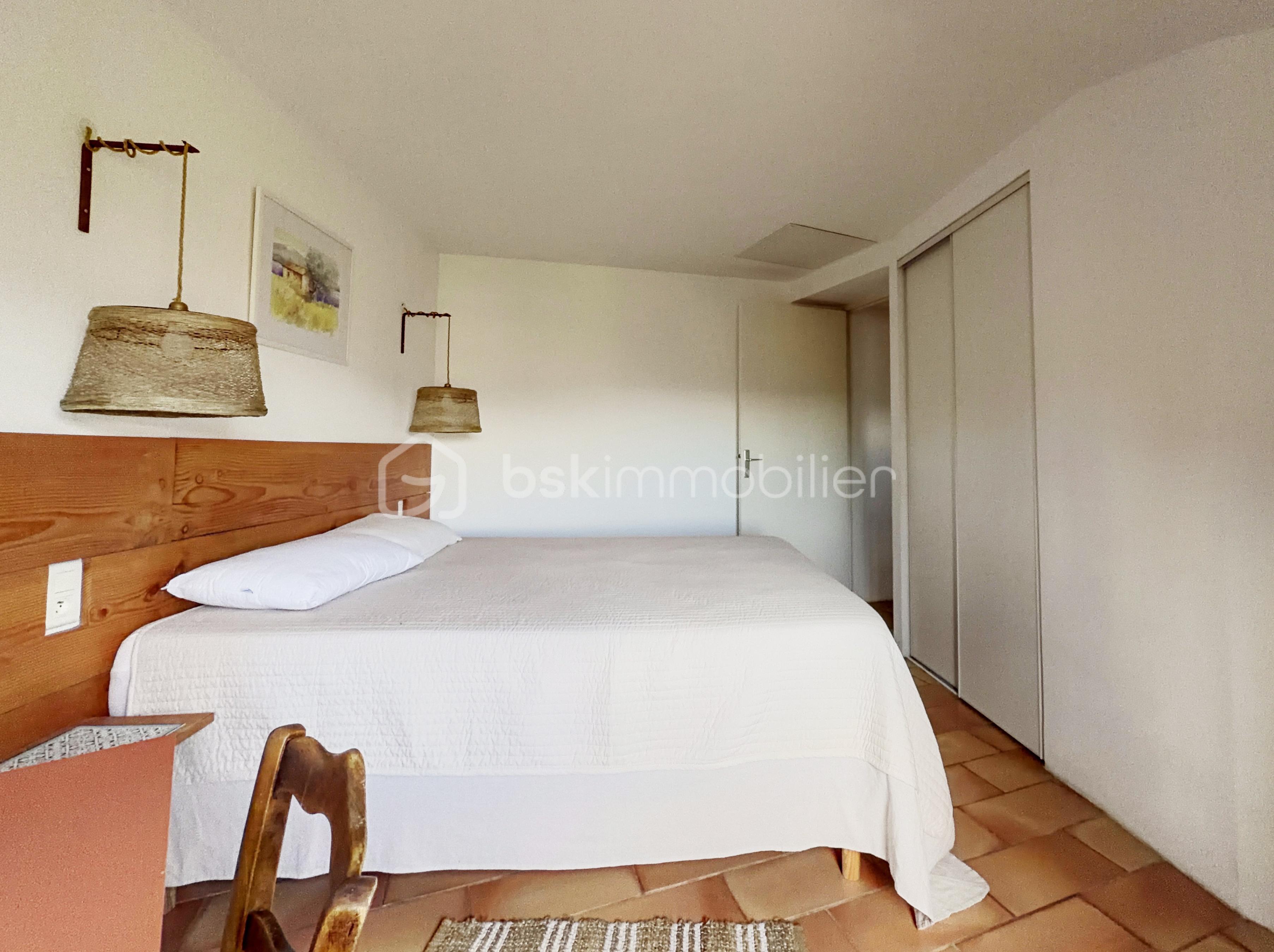 Maison de village de 130 m² - GITE-CHAMBRE 1-4.jpg