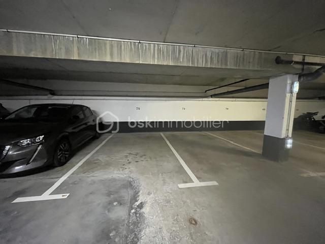 parking.jpg