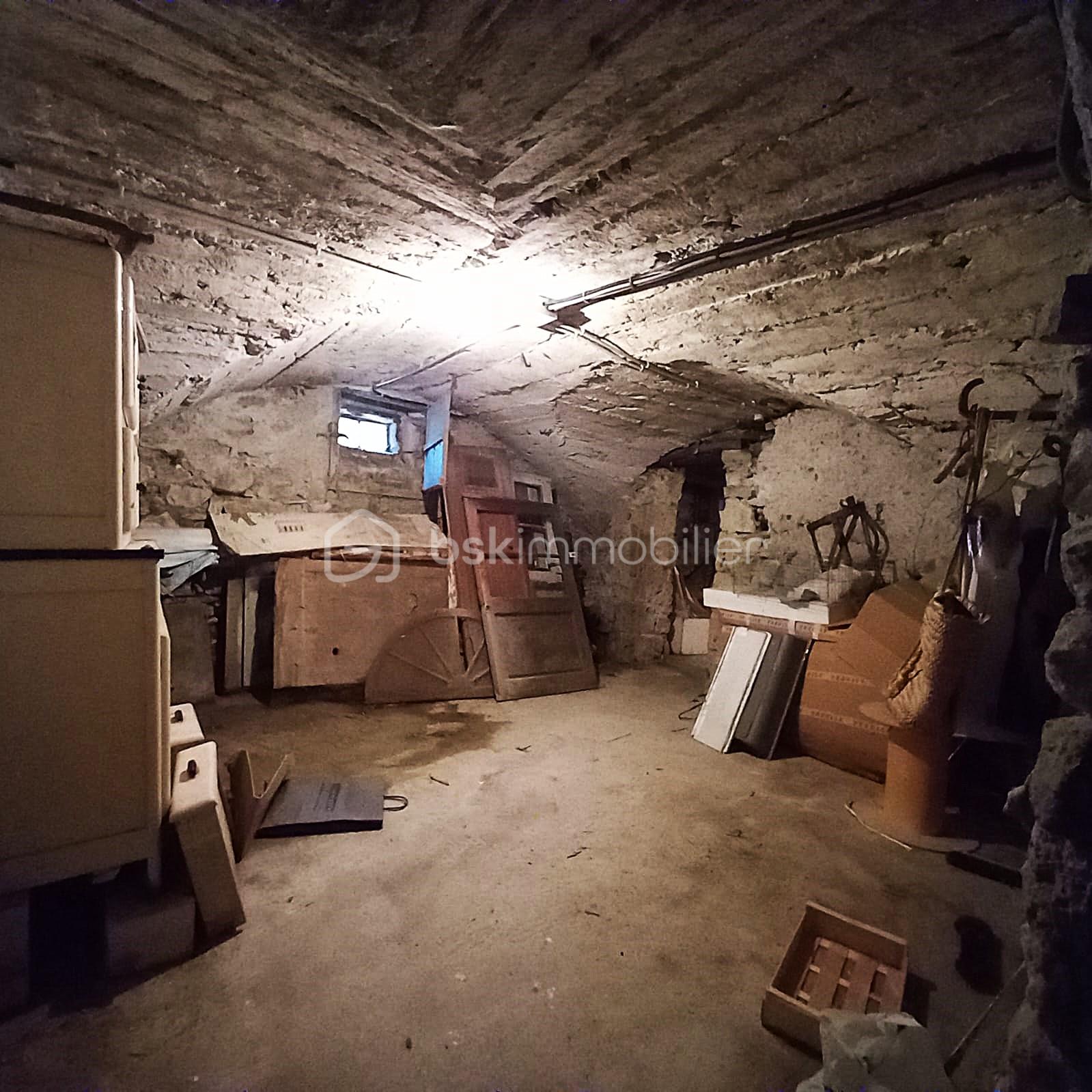 Maison de village de 114 m² - cave1.jpeg