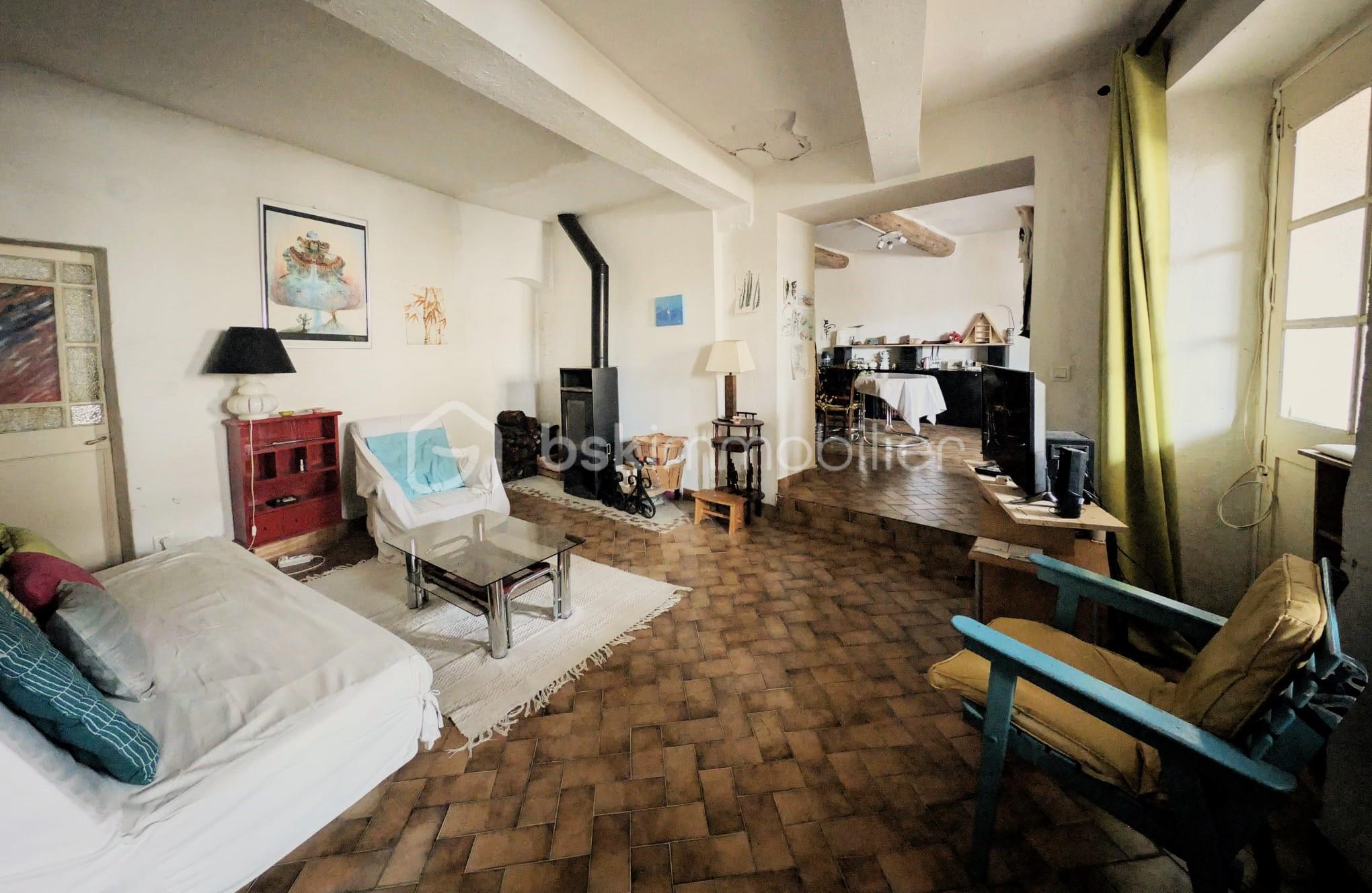 Maison de village de 114 m² - salon.jpeg