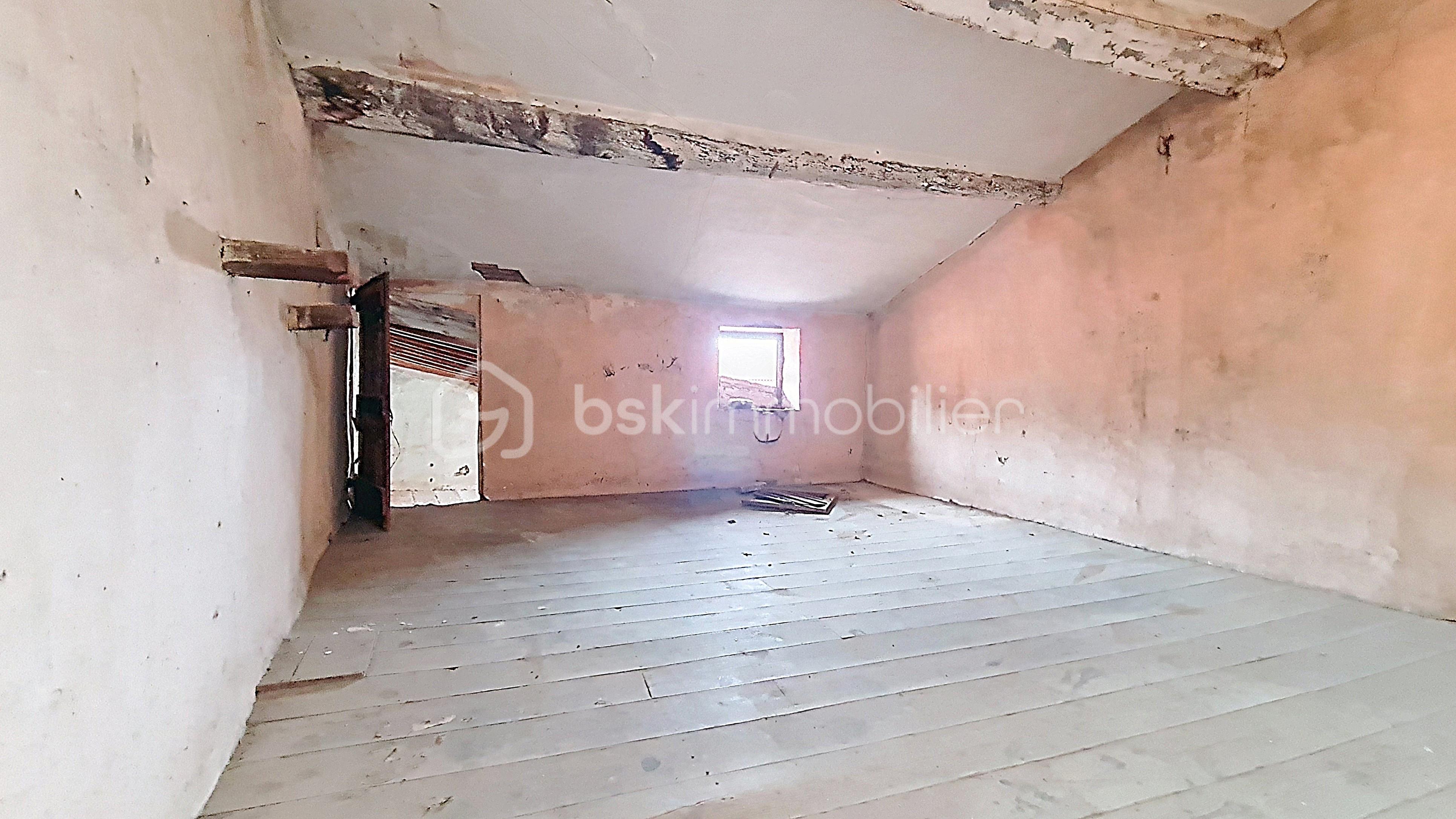 grenier a gauche.jpg