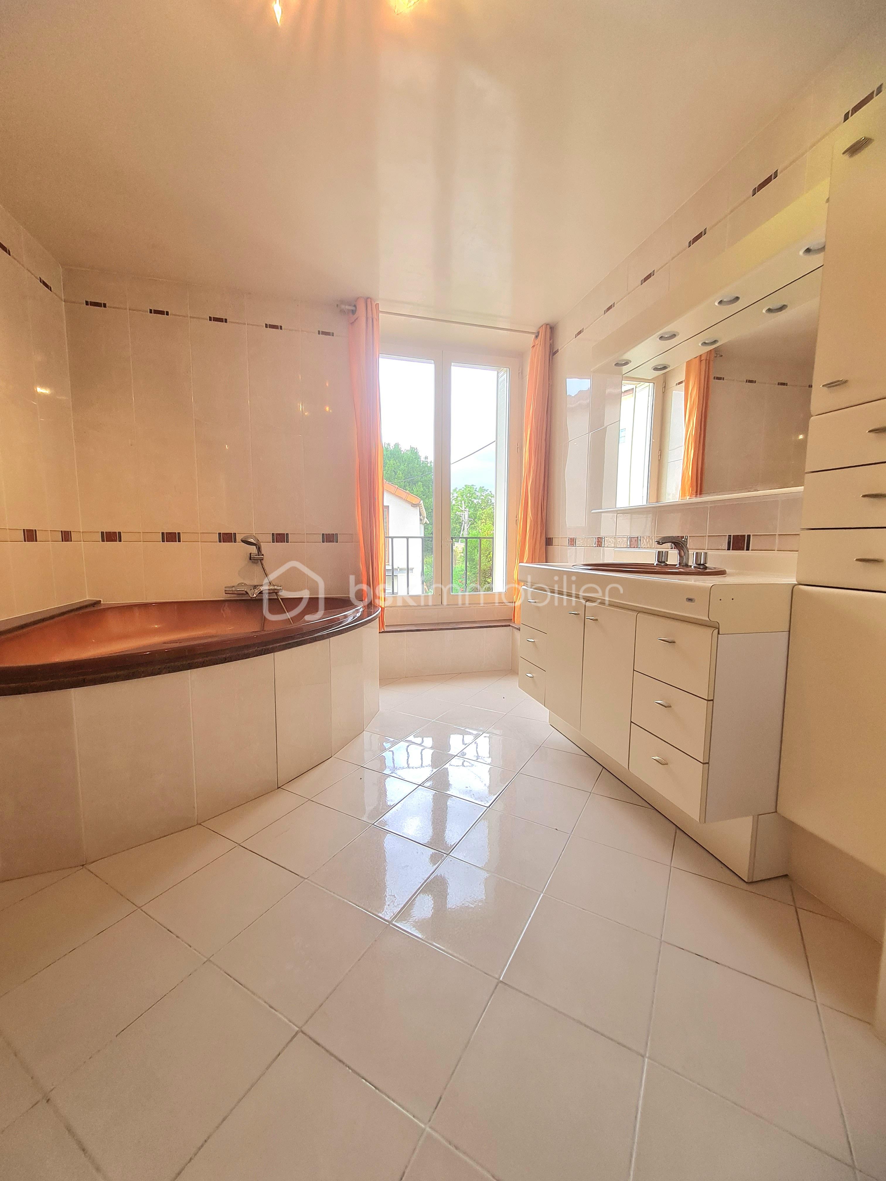 Appartement de 179 m² - 20230816_172825.jpg