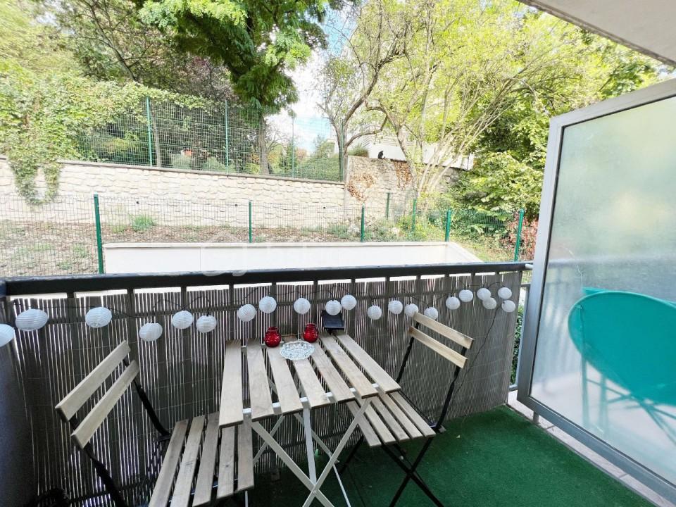 Appartement de 20 m² - IkAUS02sa3PTwpx1wF44aCw3vfb5hZ0WlT94jzEJ-2.jpg