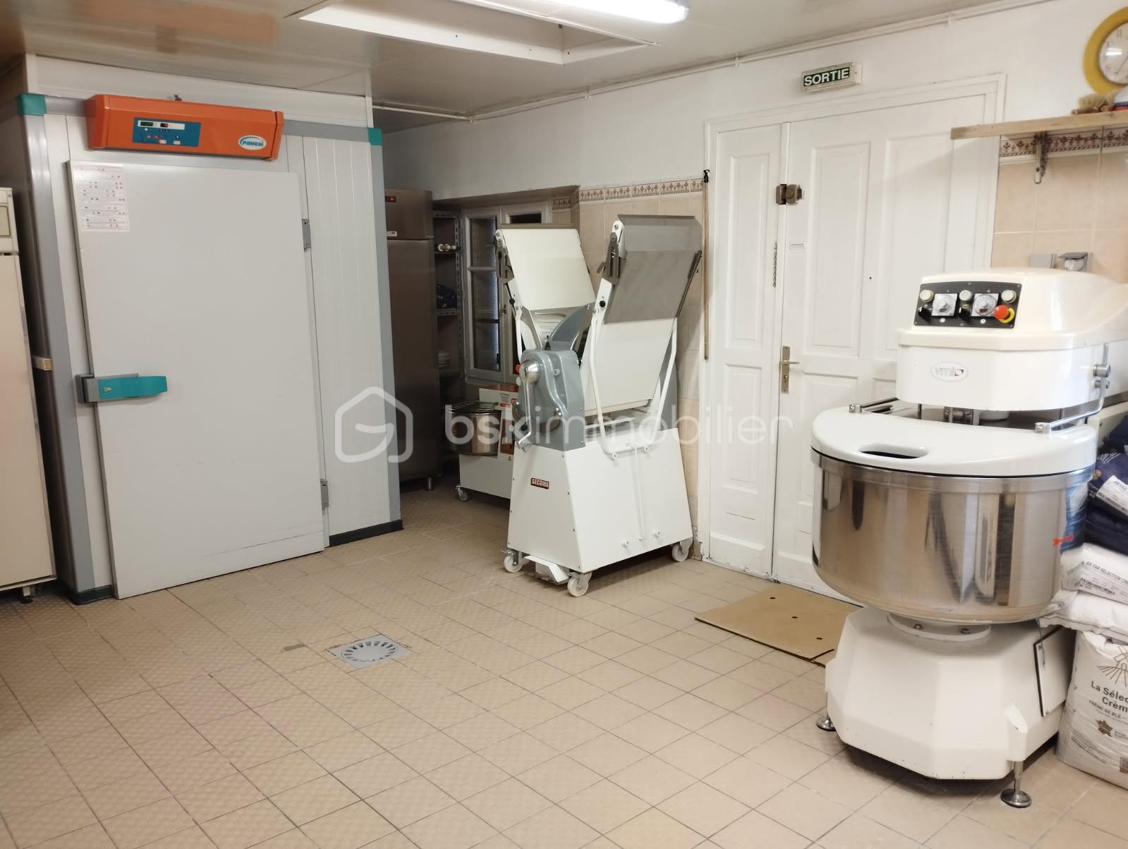 Fonds de commerce - 7033761248327884911.JPG