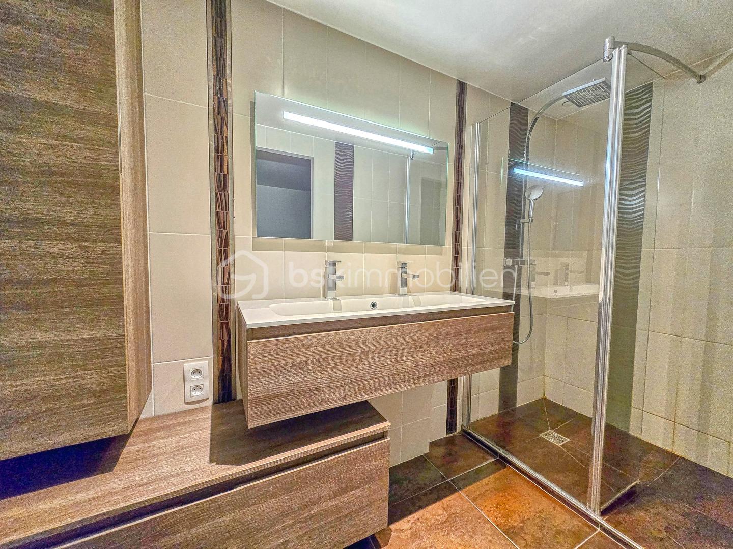 Maison de 215 m² - 20250920_114700_59.jpg